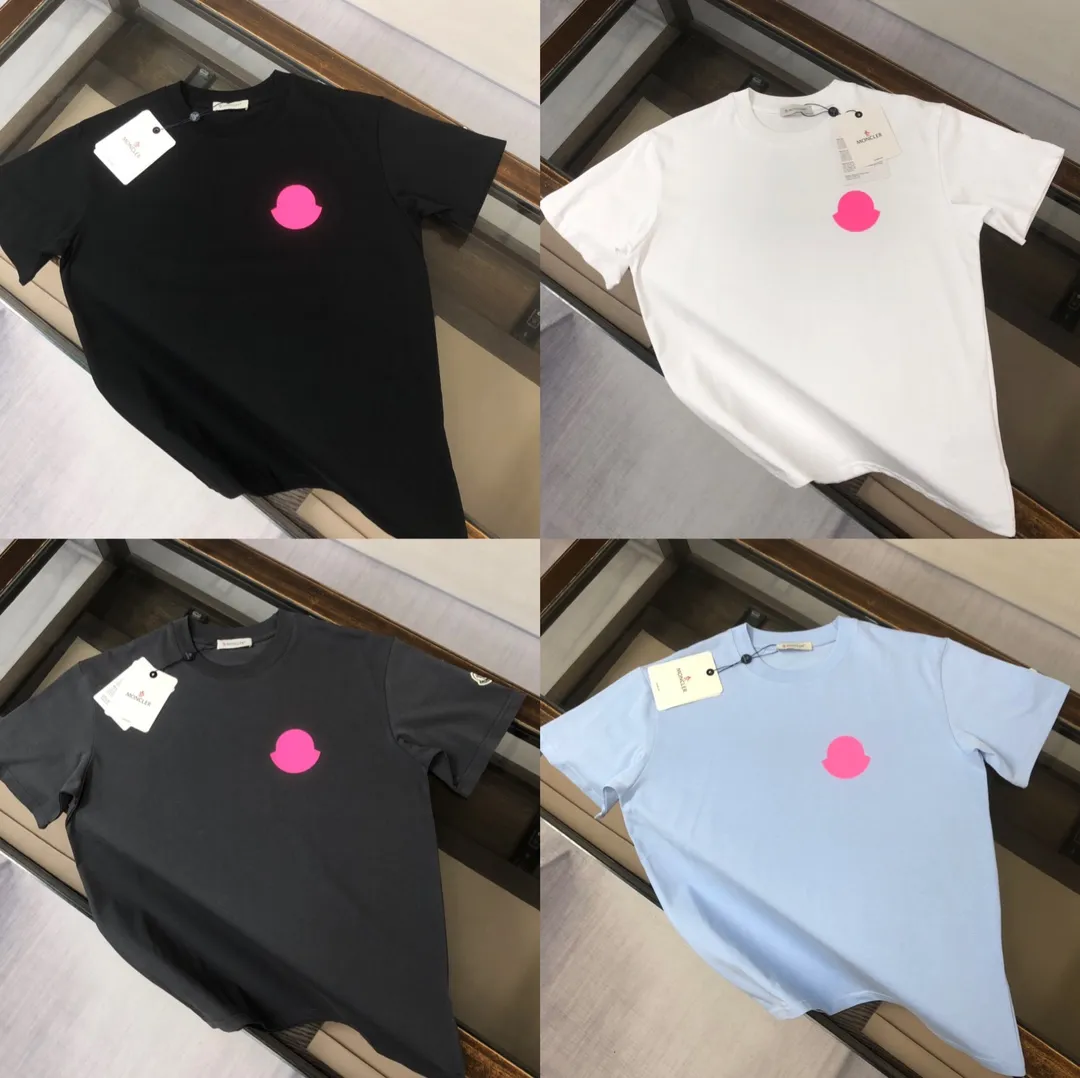 P160 MONCLER 2025 latest couple style round neck short-sleeved couple T-shirt, new spring and summer product, high quality 🔥🔥Three-dimensional logo letter logo printing technology on the chest! Fashionable and versatile trendy styles, customized imported fabrics! Comfortable to wear, breathable, fashionable without losing personality, the upper body is casual and casual, handsome and stylish, showing the temperament of a big brand. All three standards are complete! ! Color: black, white, sky blue, dark gray Size: S M L XL (loose fit, please state your height and weight when placing an order)