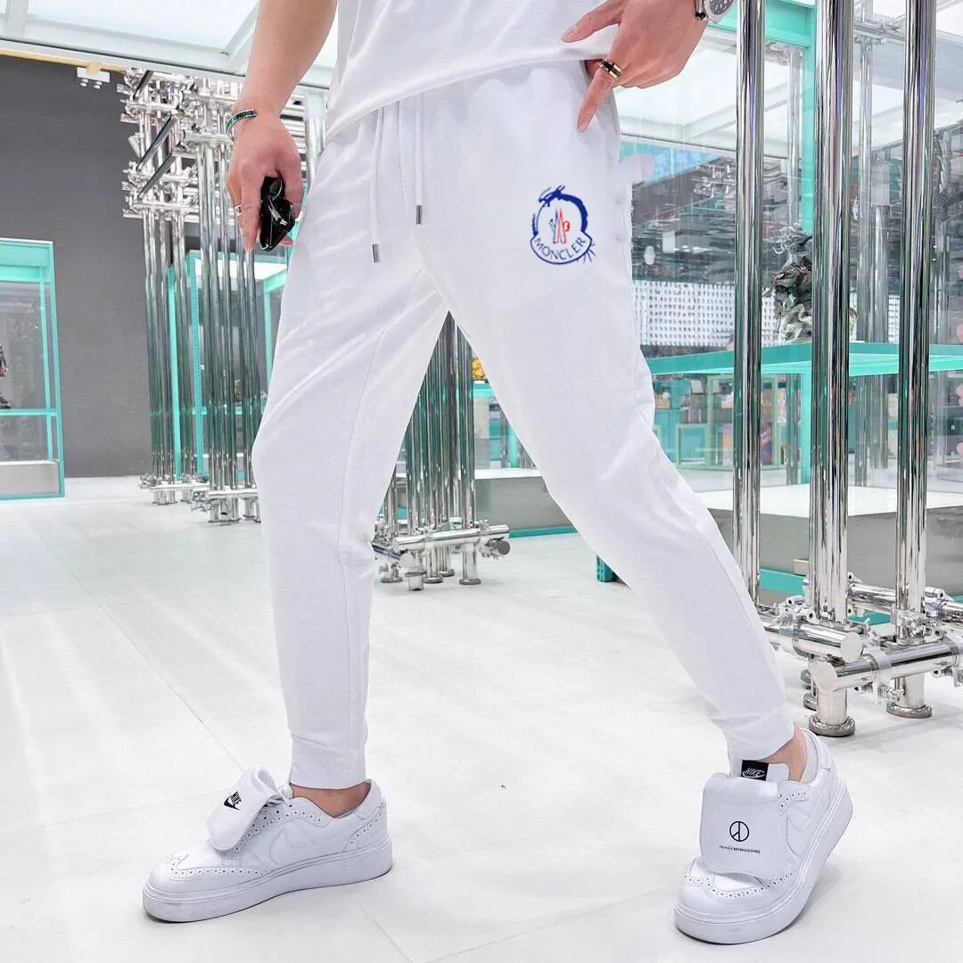 P330 💰【MONCLER】(Fat Man's Gospel) The same style as the 2025 official website. World-renowned luxury brand. Summer men's (double mercerized) high-quality 🐂 suit. It is made of imported original single fabrics. It is a trendy style of the season and a versatile hit. Simple and elegant, precise workmanship allows you to be at the top of fashion. Size: M-5XL (can be worn up to 220 pounds)