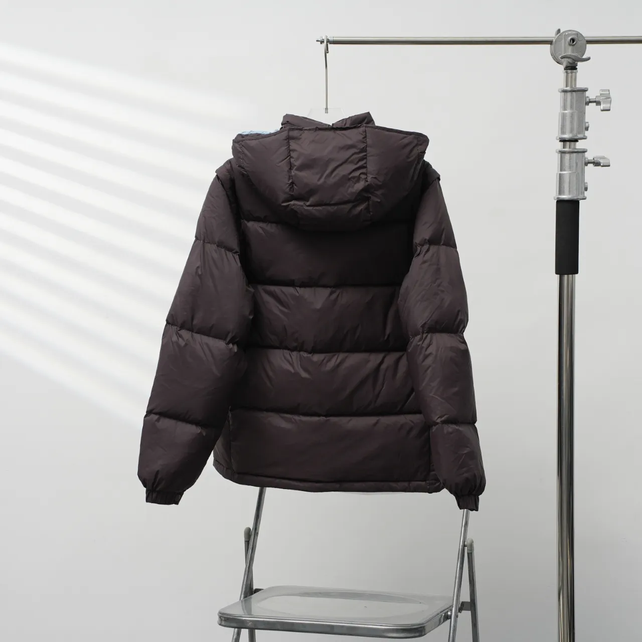 P820 ​​MONCLER丨Muzzled two-in-one detachable sleeves hooded down jacket (sleeves can be removed to make a vest to wear alone) Color: dark brown Size: 1-5