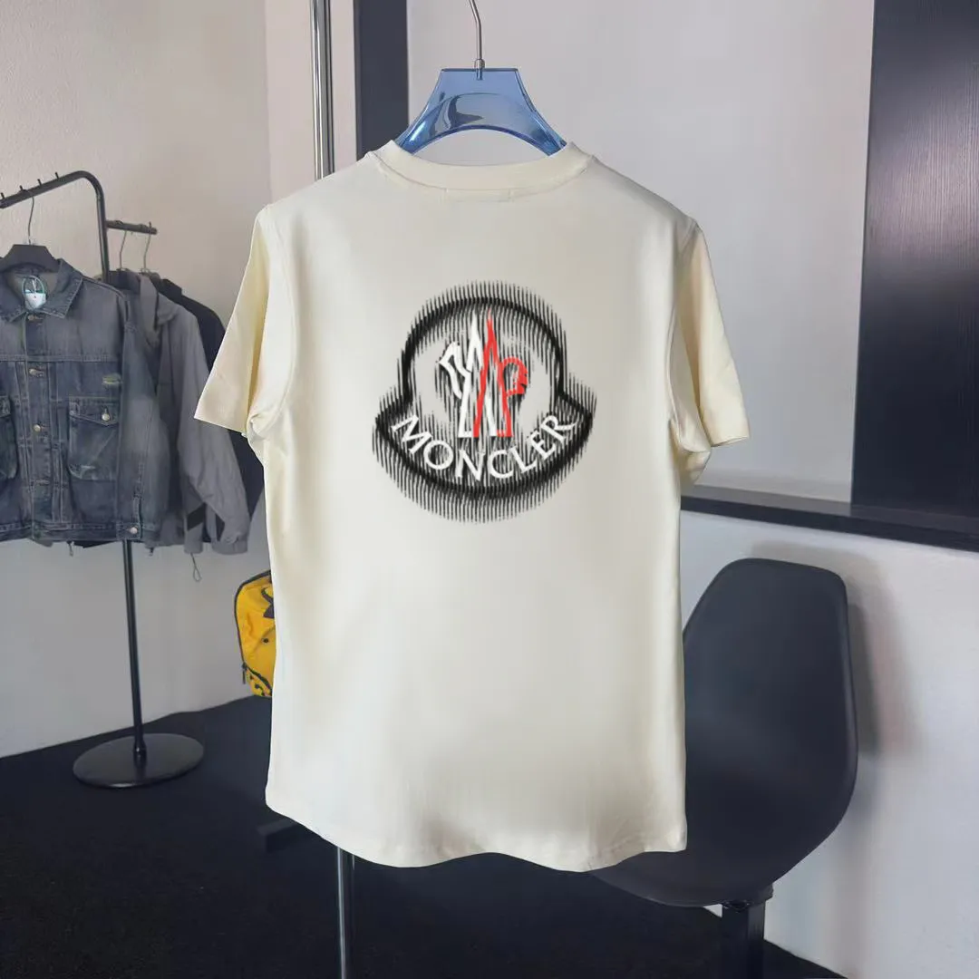 P140 Upgraded version "Mobile phone smart sensor ~ NFC chip armband ~ Direct access to the official website for anti-counterfeiting" "Moncler ~ Mouth Mouth" 2025 new high-quality round neck short-sleeved T-shirt. The cuffs have imported embroidered labels. Customized dyeing, very comfortable to touch. Super versatile and good-looking short-sleeved. Complete with three labels. Non-market ordinary version. Feel free to compare. Quality is absolutely guaranteed! ‼ First of all, this original fabric is all custom-woven with 32-count double yarn fabric, 250G, and the weight is the same‼ Fine workmanship, double waistcoat method, double waistcoat method, double waistcoat method makes the whole dress more three-dimensional, which is not a craft that ordinary T-shirts can achieve🤪 Size: S-M-L-XL-2XL Color: black, white, apricot, same style for men and women