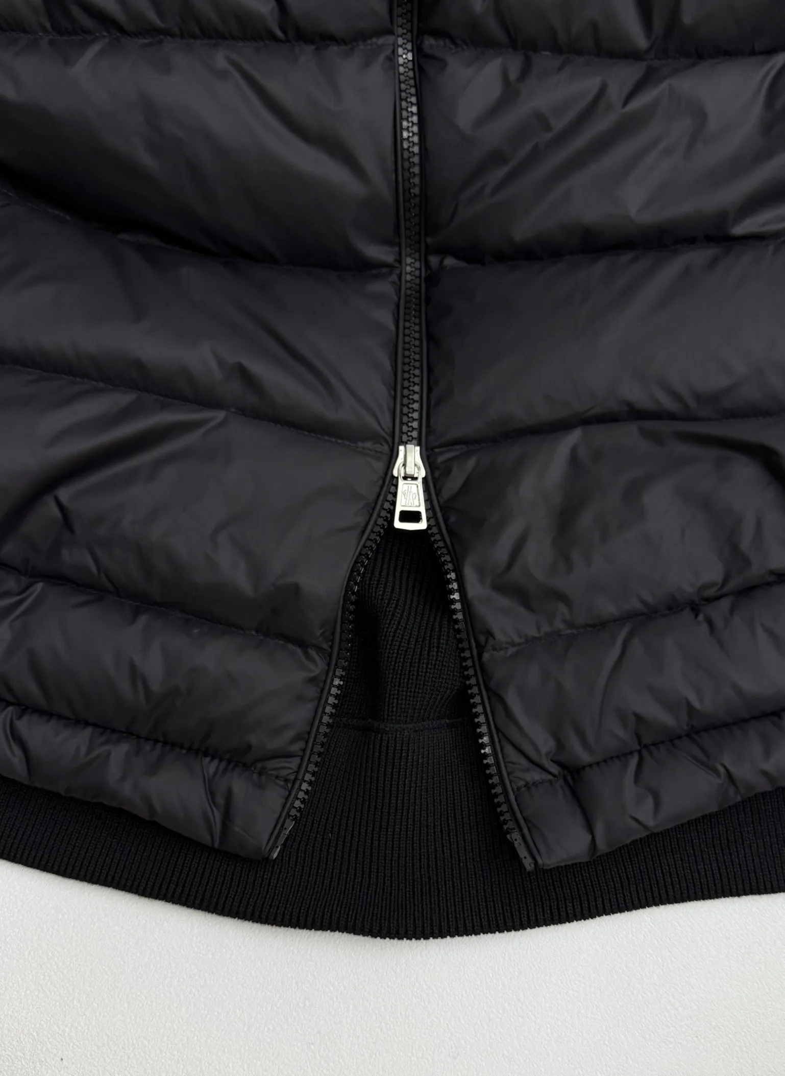 P690 Moncler wool knitted patchwork hooded down jacket 0/1/2/3/4