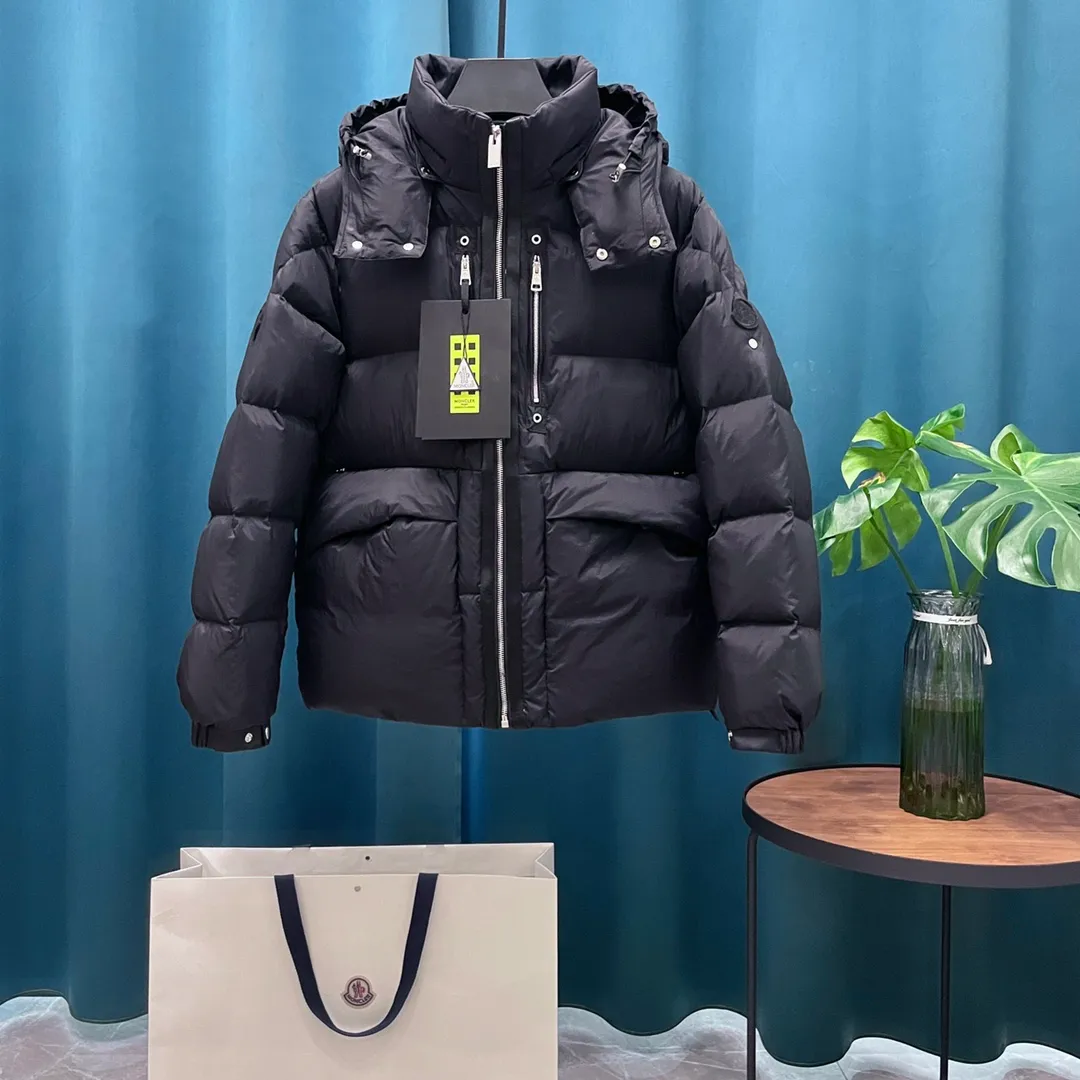 P900 Moncler Meng Mouth Genius Designer Series, 𝐌𝐨𝐧𝐜𝐥 𝐗 𝟏𝟎𝟏𝟕 𝐀𝐋𝐘𝐗 𝟗𝐒𝐌 co-branded down; all celebrities have the same style. A favorite among amateurs, a dark horse among down.