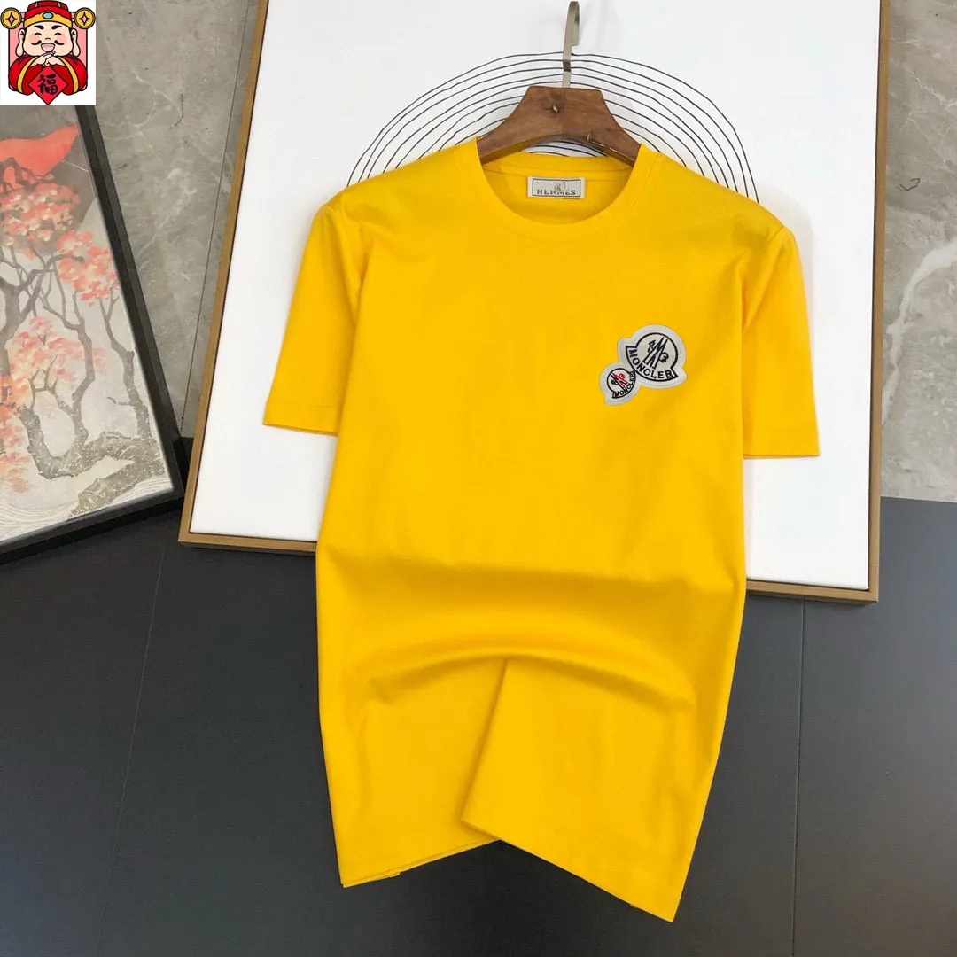 P140 Brand [MONCLER] (Good News for Fat People) original men's casual short-sleeved T-shirt, new product for spring and summer 2025, customized top-notch logo craftsmanship on the chest, matched with the entire details, quality and tailoring design are first-class, customized imported mercerized cotton fabric! Full of style, the color scheme is light and versatile. M-5XL (wear up to 220 pounds)