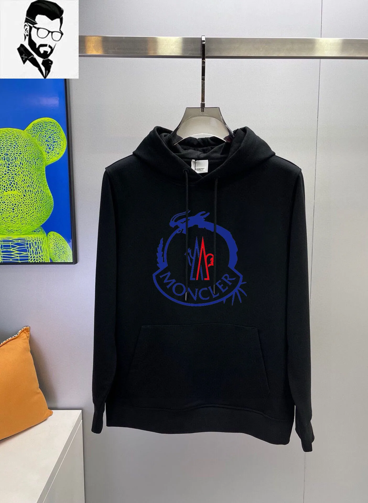 P380 💰 [MONCLER Mouth Covering] (Gospel for Fatty) hot-selling suit is coming. Focus on the original version of the official website. 2025 new hot-selling sweatshirt suit. The original order is hard to buy🇭🇰. It is the meticulous work of top designers for a fitting and perfect upper body effect. All-natural high-quality Roman cotton 100%, close-fitting comfort, noble and elegant! Original hardware embodies elegance and nobility! Counter size: M-5XL (maximum wear up to 220 pounds)