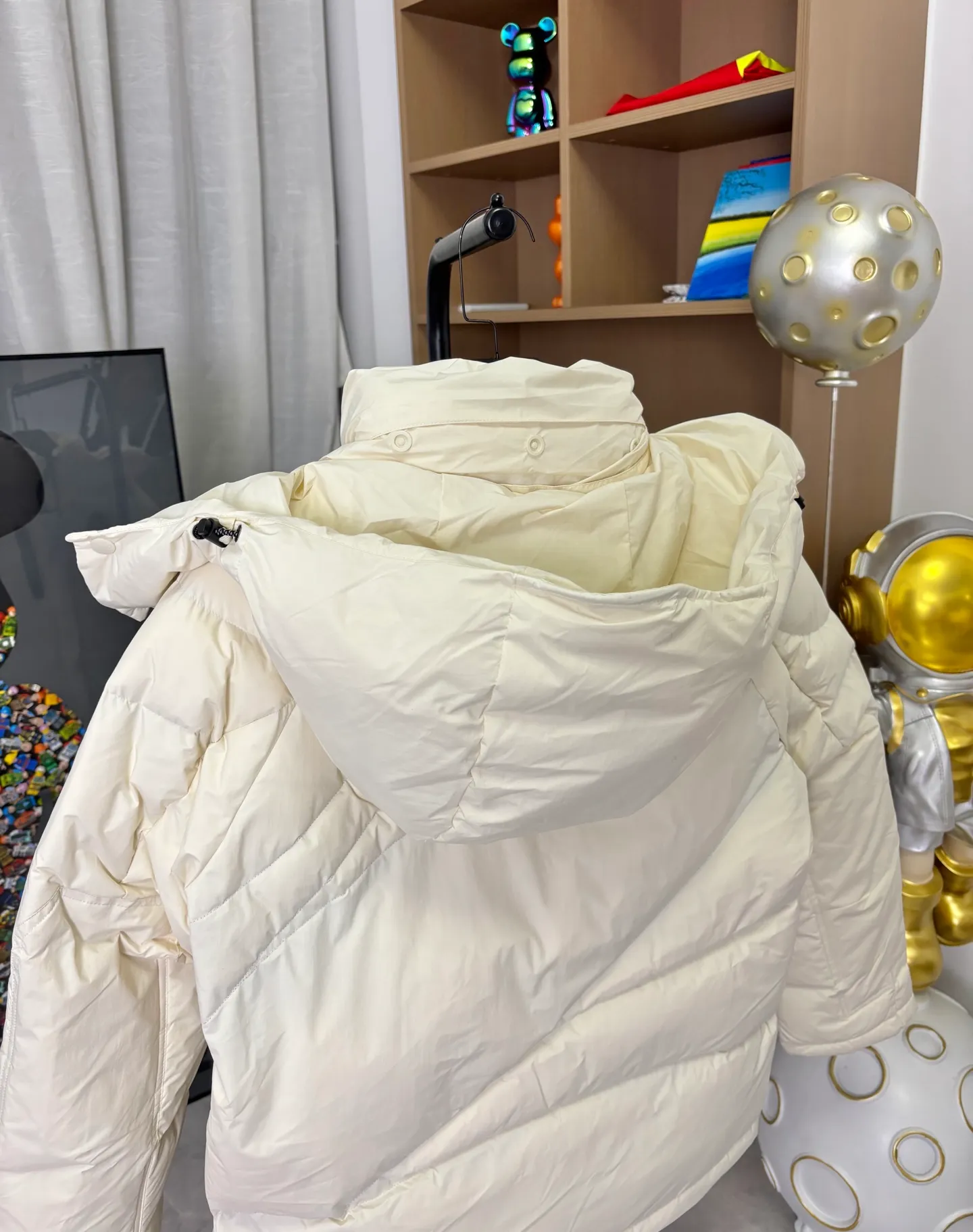 P1010 Style number: 222# Moncler Five sizes ~ same style for men and women. Color: black, apricot white. Size: s-xxl [Picture 9️⃣Size chart]