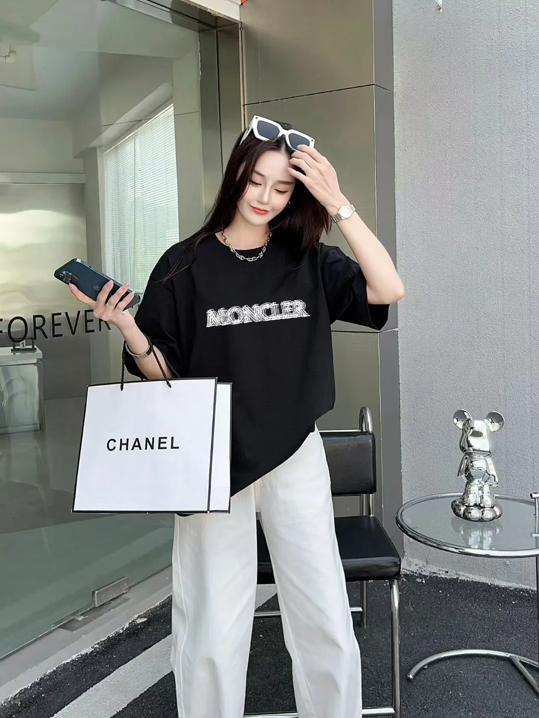 P140 [MONCLER] 2025FW short-sleeved T-shirt badge + ghost LOGO, high-end 26s double yarn 300g fabric, heavy fabric, custom stretcher rib, same cylinder and dye, complete three standards, same style for men and women, color: black, white, size: S M L XL 2XL