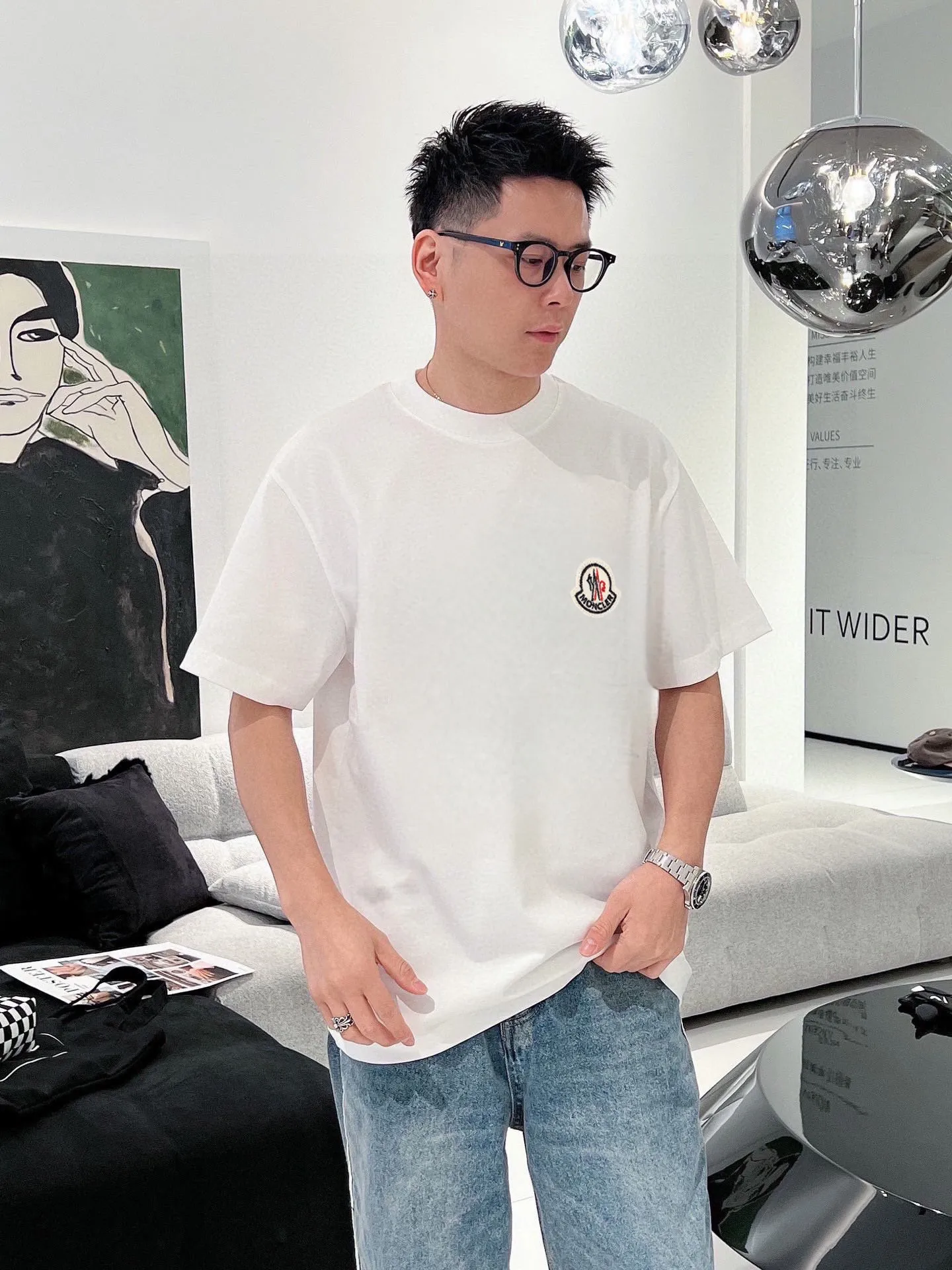 P140 Brand [MONCLER] (Good News for Fat People) original men's casual short-sleeved T-shirt, new product for spring and summer 2025, customized top-notch logo craftsmanship on the chest, matched with the entire details, quality and tailoring design are first-class, customized imported mercerized cotton fabric! Full of style, the color scheme is light and versatile. M-5XL (wear up to 220 pounds)