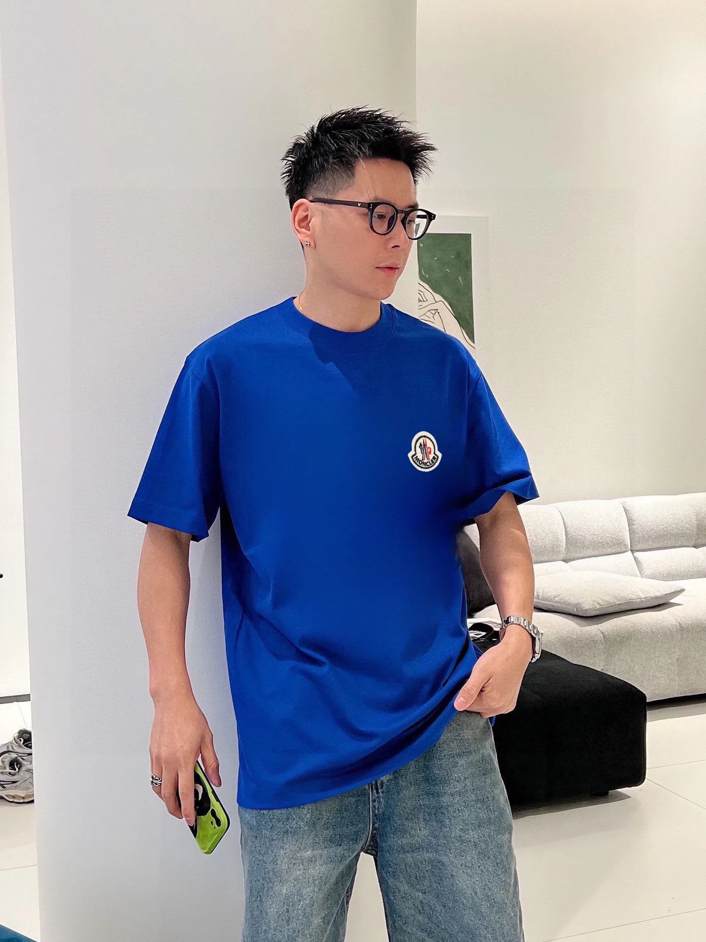 P140 Brand [MONCLER] (Good News for Fat People) original men's casual short-sleeved T-shirt, new product for spring and summer 2025, customized top-notch logo craftsmanship on the chest, matched with the entire details, quality and tailoring design are first-class, customized imported mercerized cotton fabric! Full of style, the color scheme is light and versatile. M-5XL (wear up to 220 pounds)