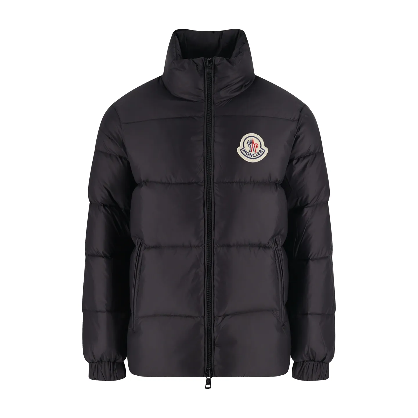 P1100 Moncler Citala Series Logo Patch Stand Collar Down Jacket (Black) The latest national standard 90 white duck down, each piece has a down filling capacity of more than 300g. The fabric is made of nylon with iconic rectangular quilting. It is made from a large factory. The transparency of the down material is over 800 degrees. After drying and disinfection, it is pollution-free and impurity-free. The down is not damp, not burnt, not brittle, soft and smooth, has good gloss and high fluffiness. The original The material belt test report is all tested in accordance with the national standard. The down raw materials are processed through multiple processes, including rough classification, dust removal, cleaning, drying, drying, and cooling. The entire process complies with the national standard. Glue down is rejected. The latest national standard 90 white duck down does not contain long hair pieces. Large down florets are carefully selected, with high loft and high warmth. The outer body is made of 100% fabric. Nylon, lining 100% nylon, high-density fabric, water-repellent and breathable, effectively prevents drizzle from wetting the lining, soft, breathable and comfortable, anti-velvet technology, prevents velvet, careful craftsmanship, high velvet locking, solves the problem of velvet. Imported organ anti-lint needles are used to effectively prevent high temperature from damaging the fabric. The needle holes are finer, effectively dissipating static electricity and reducing the possibility of lint drilling. Tight sewing, imported sewing equipment, up to 13 stitches per centimeter, hemming and locking velvet, double-thread three-dimensional hemming, snug fit and no velvet running. The anti-drilling velvet fabric tightly locks the down. Special waterproof additives are added during the fabric weaving process to make the fabric water-repellent, making it difficult for rain and snow to invade. The felt embroidery label uses an imported Barudan/Behringer embroidery machine, and the embroidery is clear, delicate, three-dimensional and full. The original label is customized, and the water-washed woven label has corresponding details for each couplet. The internal picture uses rounded corners and stitching. Three complete labels: hangtag, collar label, washable label, mold-making custom hardware, custom-engraved hardware, and sensor chip included. Size:1-2-3-4-5