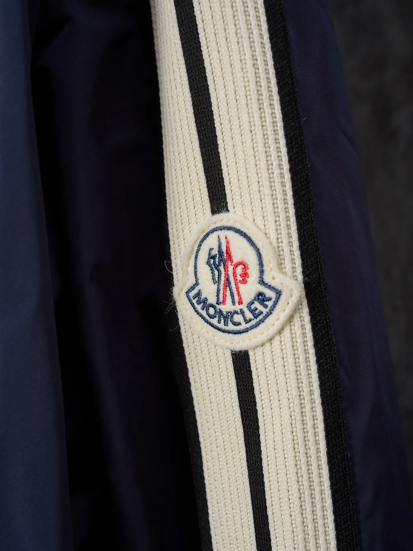 P540 Actual hanging auction] MONCLER/Maskled webbing trimmed light zipper jacket [Ready stock] 1 2 3 4