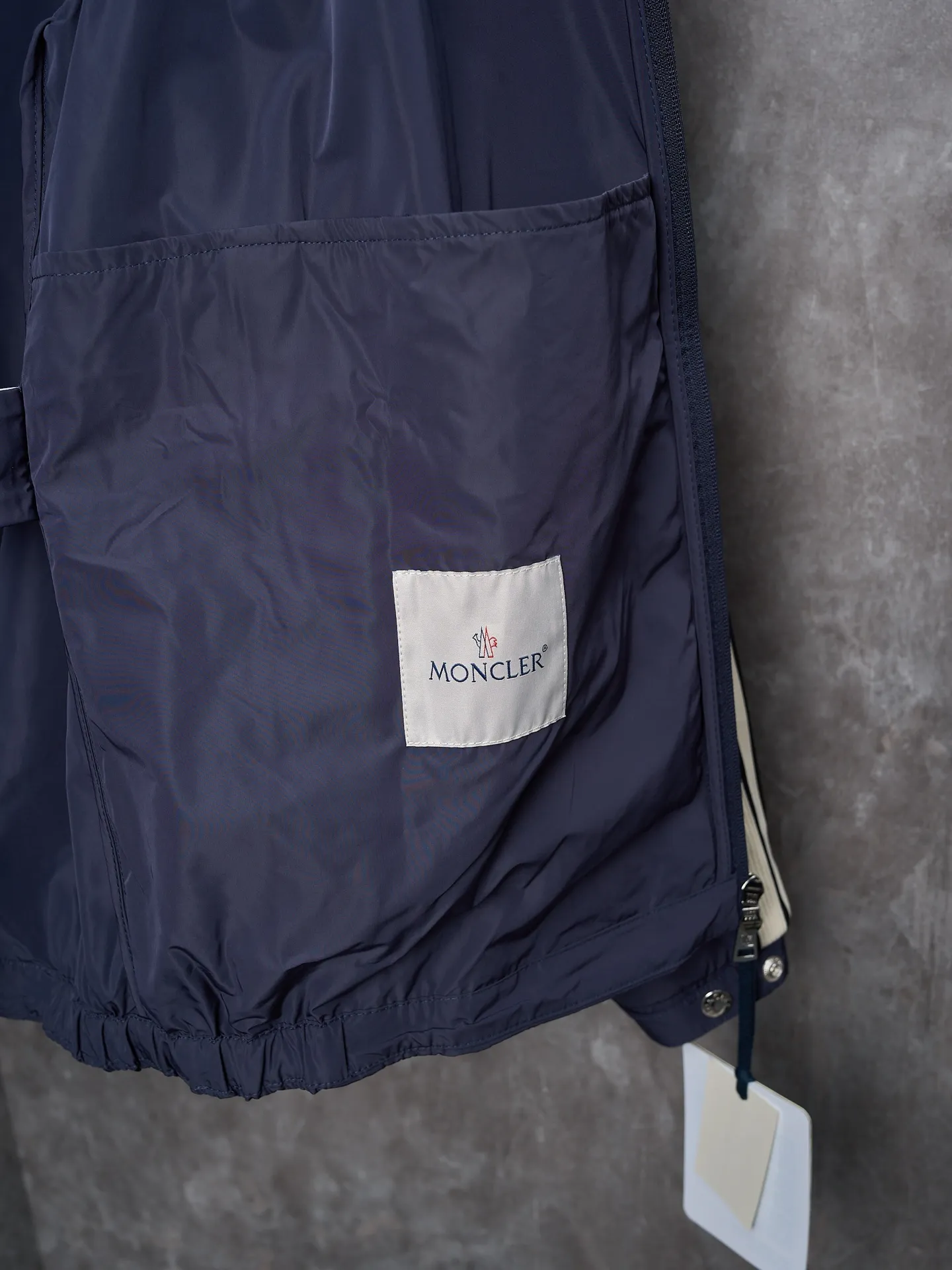 P540 Actual hanging auction] MONCLER/Maskled webbing trimmed light zipper jacket [Ready stock] 1 2 3 4