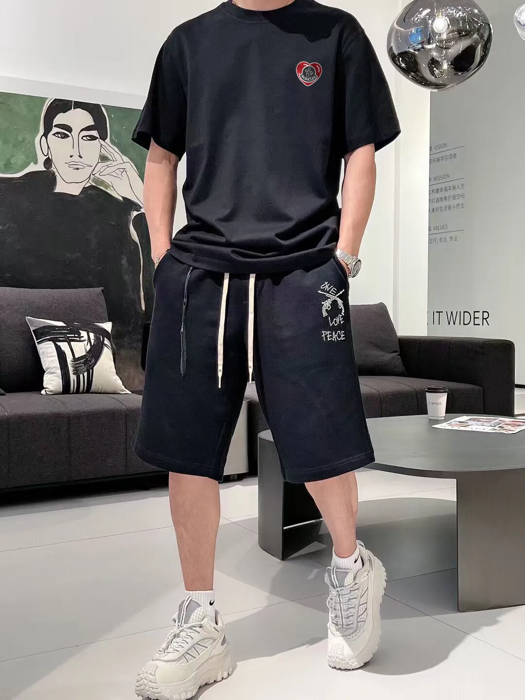 P150 🔥[MONCLER] 2024FW short-sleeved T-shirt, love embroidery technology, high-end 32s double yarn 260g fabric, heavy fabric, custom stretcher rib, same vat and dye, complete three standards, same style for men and women, color: black, white, size: S M L XL XXL
