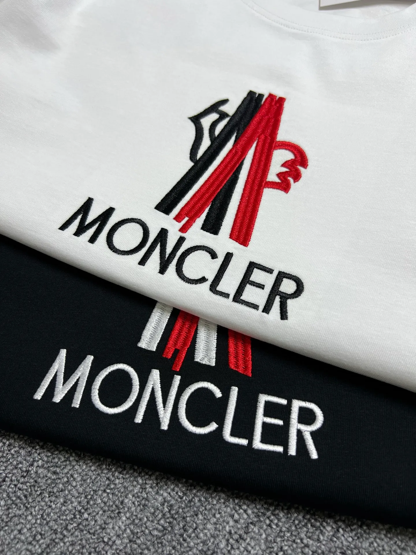 P160 MONCLER short-sleeved T-shirt Color: black white Size xs-L a Fabric: 280g