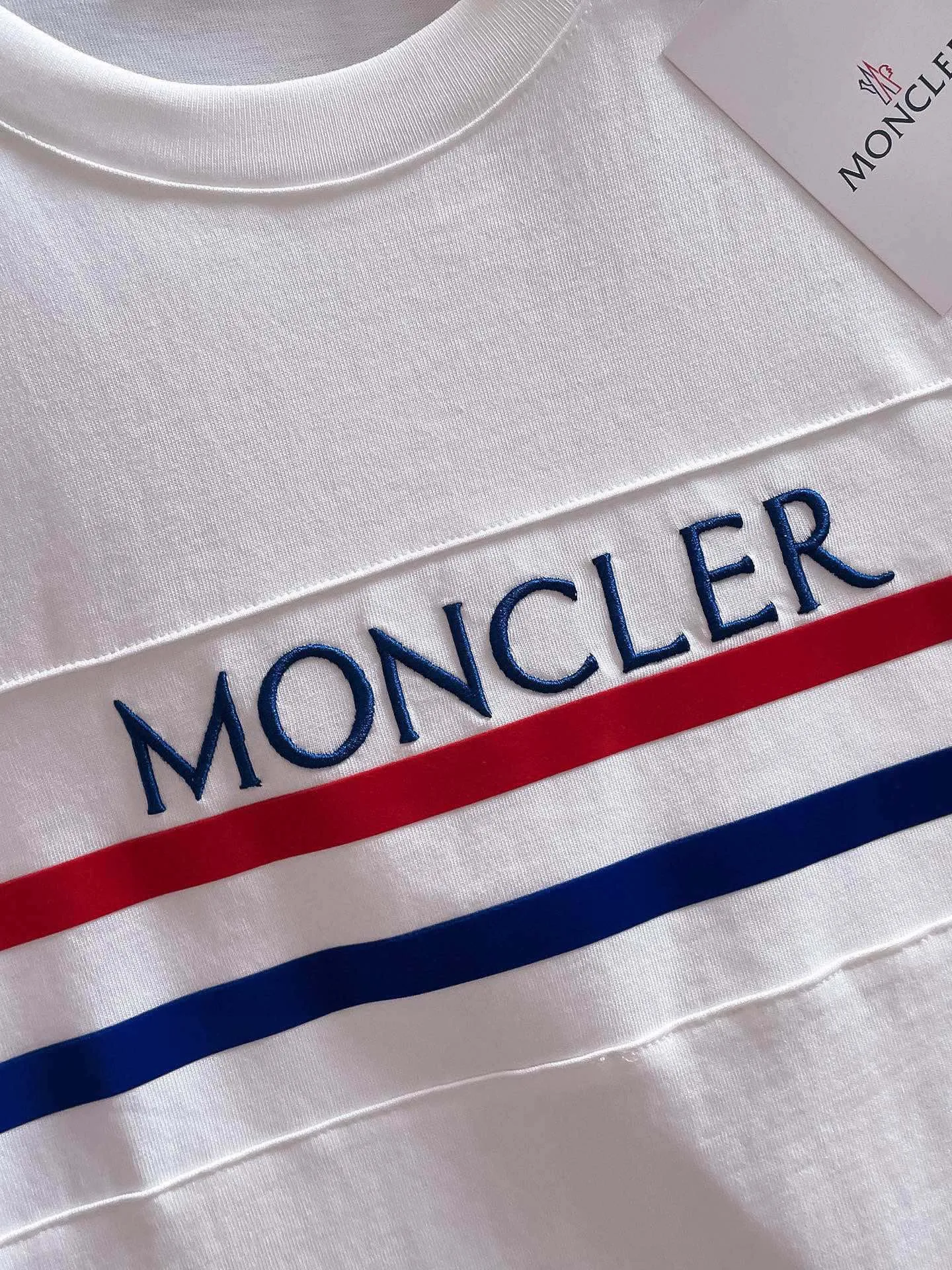 P570 Brand [MONCLER Mouth Covered] 2025 round neck short-sleeved shorts suit. The pure cotton fabric upper body will not be stuffy, the smooth and comfortable skin-friendly effect is more breathable, the fabric has its own texture, classic logo technology, a new interpretation from a unique angle, fashionable and versatile choice! Size: M-3XL (maximum wear: 190 pounds)