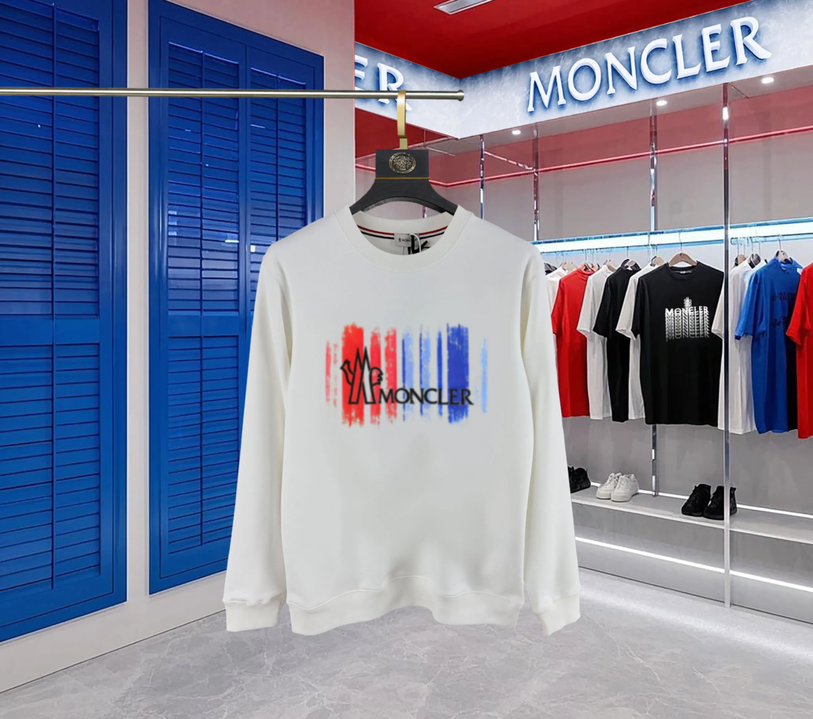 P210 High-version sweatshirt) [Long-term stock] 〖𝐌𝐎𝐍𝐂𝐋𝐄𝐑~Mask〗 Made of 440g heavy-weight fabric. It is different from the market currency. It can be matched with any variety and is properly handsome. 😎The whole dress is made of double waistcoats. The double waistcoats make the whole dress more three-dimensional. Not ordinary factories can do such fine work. 2025 Spring runway version of the T stage, on sale at the counter, round neck terry sweatshirt, high-end double-strand pure cotton, custom-made stretch ribs, dyed in the same vat, complete with three standards, matched with exquisite embroidered LOGO on the chest, simple and advanced, same style for men and women. Color: black, apricot, white, size: S M L XL 2XL