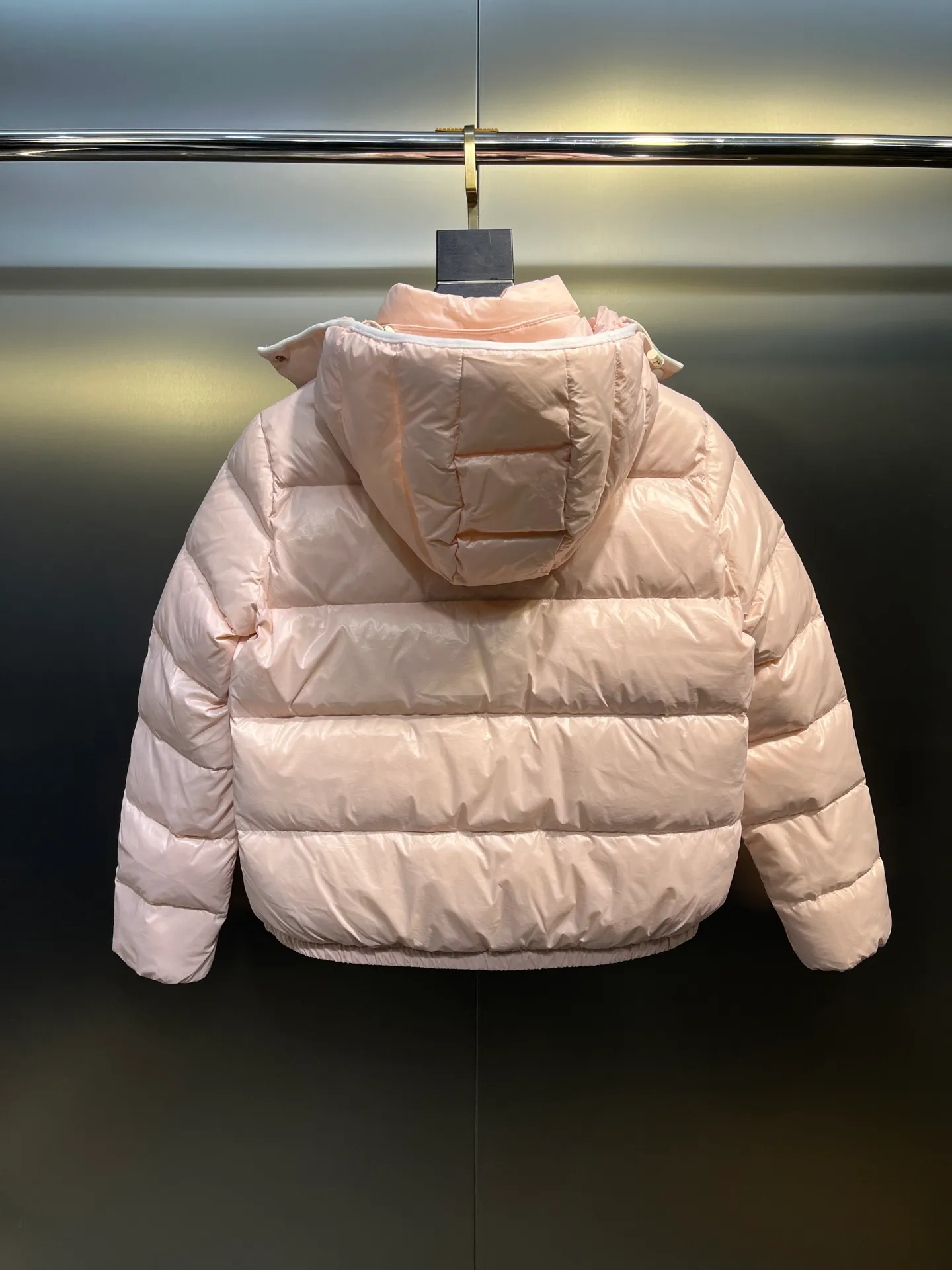 P760 moncler🌟down jacket, original custom-made hardware accessories, all imported and original customization, welcome to compare, absolutely high quality, using top-grade 90 white duck down, super soft, fluffy and plump, super heavy-duty, fabric workmanship, perfect version, pay attention to the fabric, super comfortable, exclusive model, non-market goods, same sizes for men and women.  size: 0123