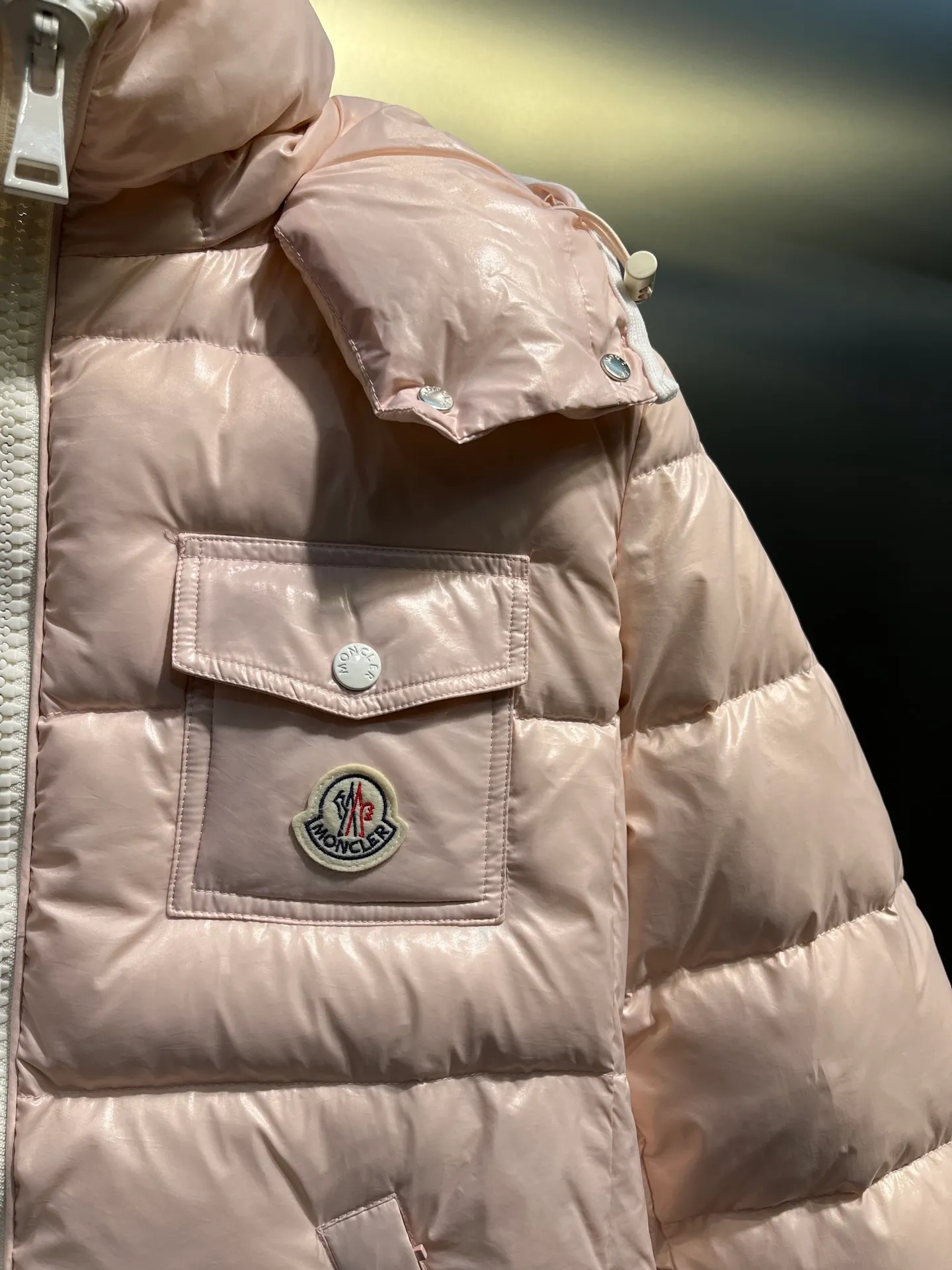 P760 moncler🌟down jacket, original custom-made hardware accessories, all imported and original customization, welcome to compare, absolutely high quality, using top-grade 90 white duck down, super soft, fluffy and plump, super heavy-duty, fabric workmanship, perfect version, pay attention to the fabric, super comfortable, exclusive model, non-market goods, same sizes for men and women.  size: 0123
