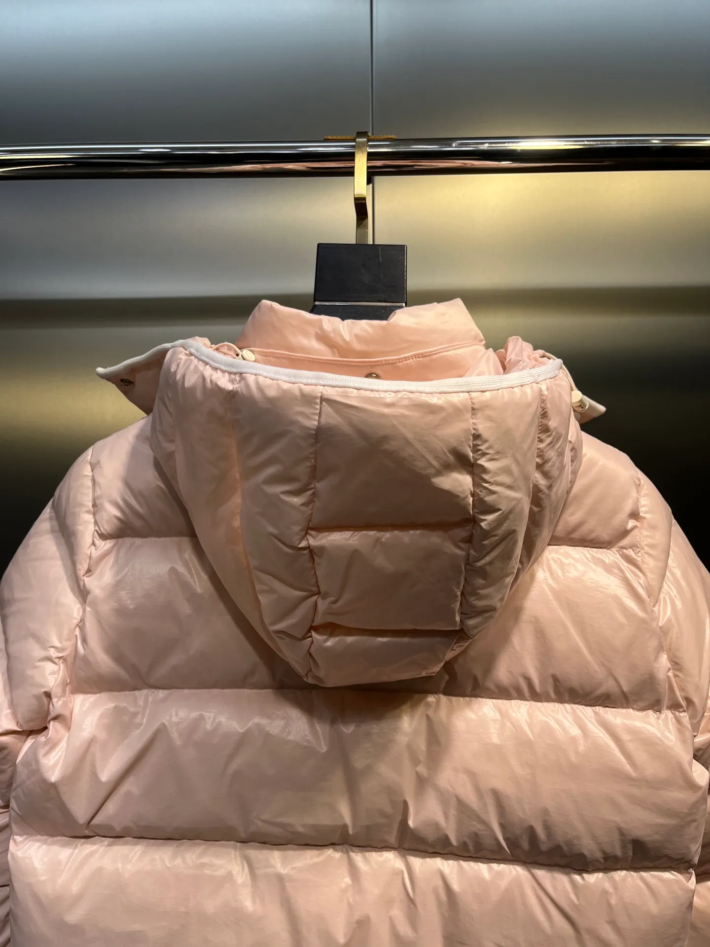 P760 moncler🌟down jacket, original custom-made hardware accessories, all imported and original customization, welcome to compare, absolutely high quality, using top-grade 90 white duck down, super soft, fluffy and plump, super heavy-duty, fabric workmanship, perfect version, pay attention to the fabric, super comfortable, exclusive model, non-market goods, same sizes for men and women.  size: 0123