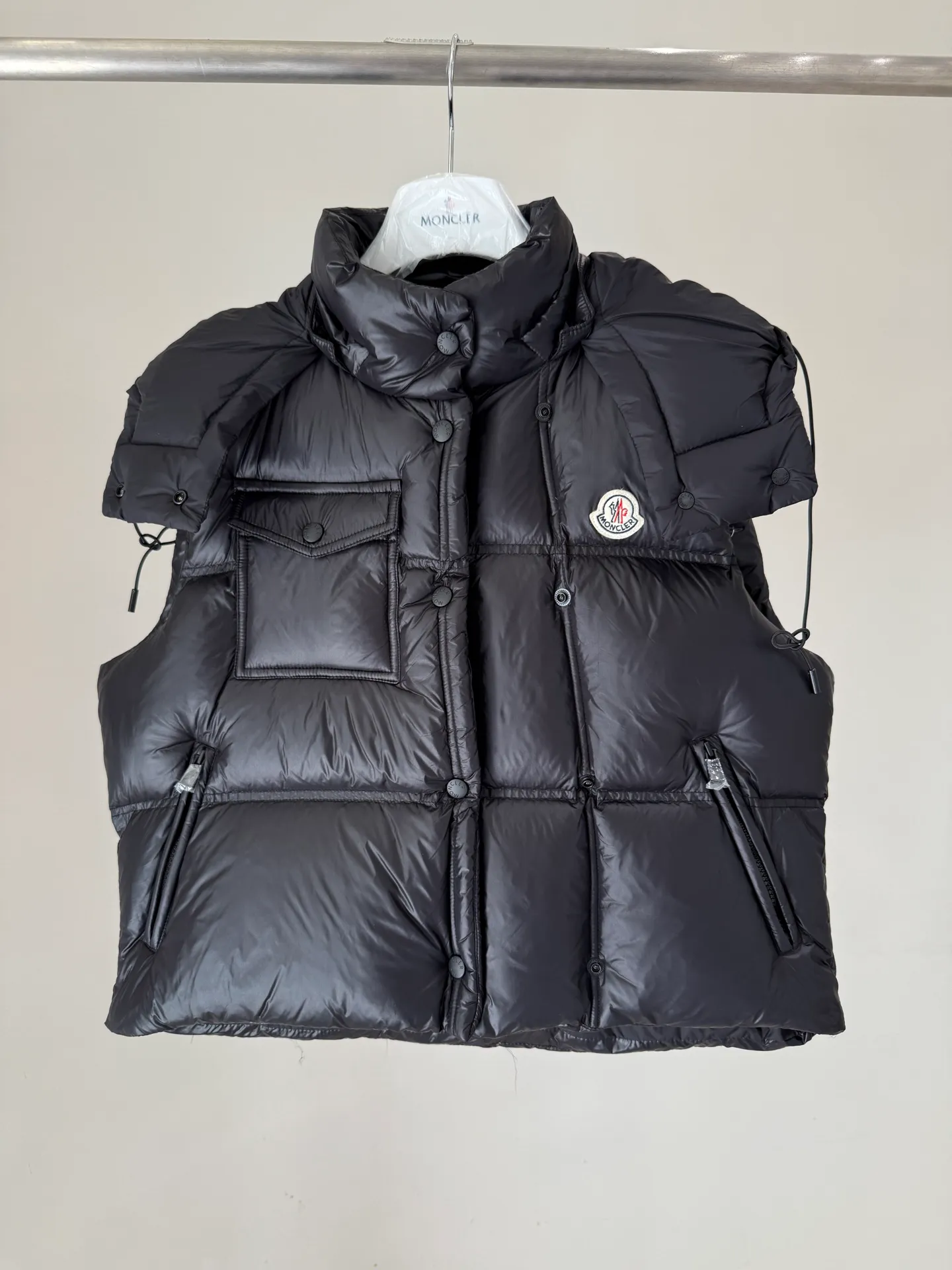 P720 Moncler. 25 double breasted women's vest black beige apple green size 1234