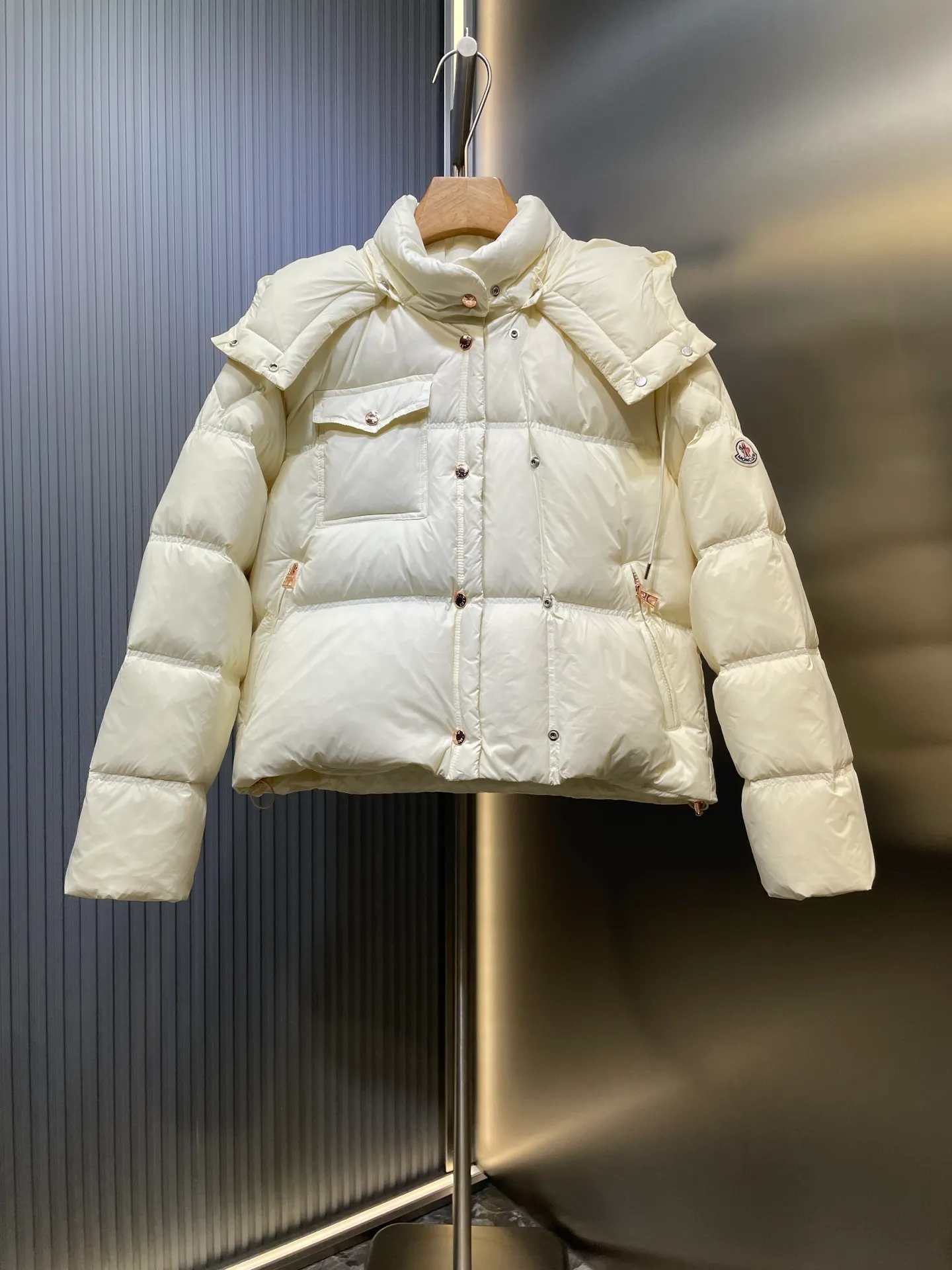 P900 Moncler🌟Moncler