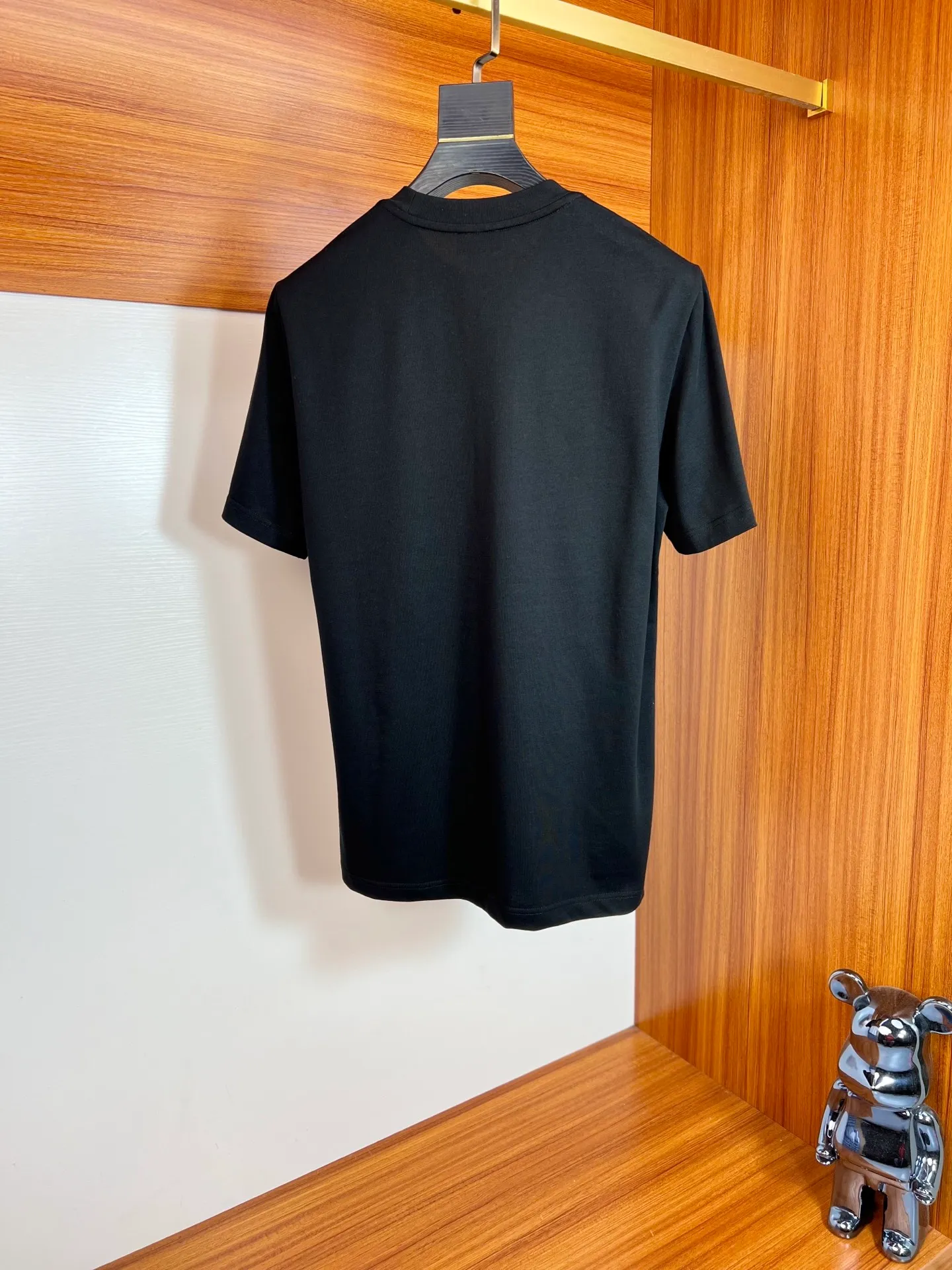 P160 ❤️Moncler/Mongolian 2025 spring and summer new products, complete with three labels, round neck short-sleeved T-shirt, good product, no need to introduce too much, look at the details, counter size: S-XL 175/140, M recommended
