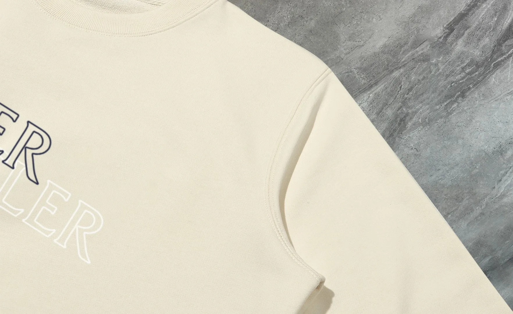 P210 High-version sweatshirt) [Long-term stock] 〖𝐌𝐎𝐍𝐂𝐋𝐄𝐑~Mask〗 Made of 440g heavy-weight fabric. It is different from the market currency. It can be matched with any variety and is properly handsome. 😎The whole dress is made of double waistcoats. The double waistcoats make the whole dress more three-dimensional. Not ordinary factories can do such fine work. 2025 Spring catwalk version of the T stage, on sale at the counter, exquisitely printed round neck terry sweatshirt, high-end double-ply cotton, custom-made stretch ribs, dyed in the same vat, complete with three standards, matched with digital printing patterns and very breathable, same style for men and women, color: black, white, apricot, size: S M L XL 2XL