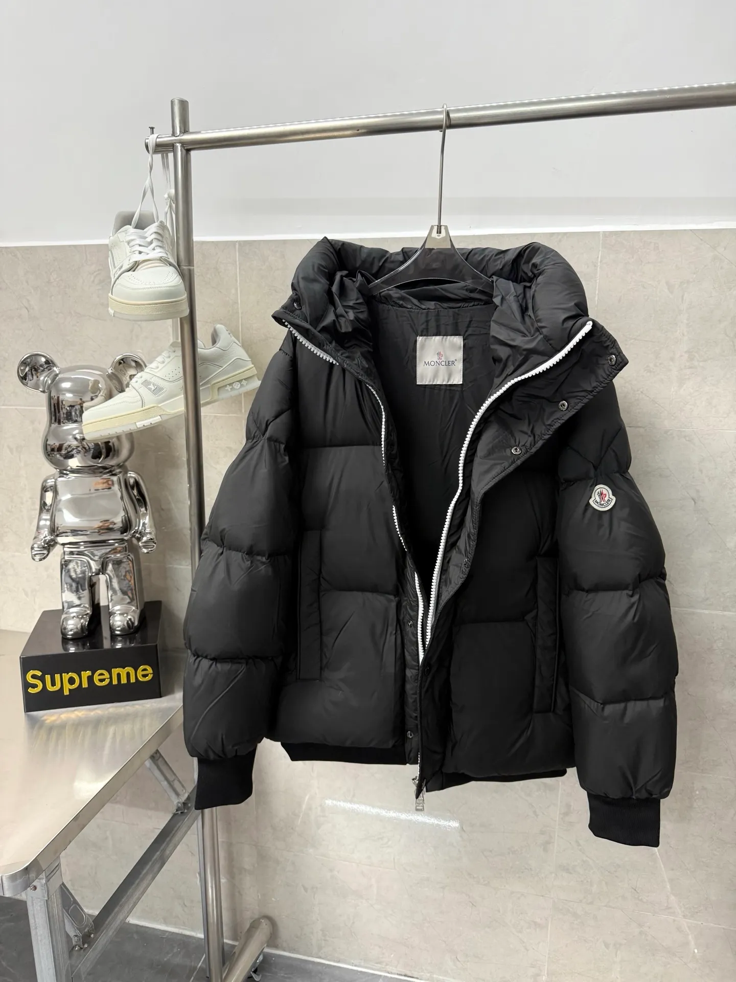 P980 Moncler autumn and winter new down jacket, top version, original customized hardware accessories, fully imported and original customized, full and fluffy, super heavy-duty, excellent fabric workmanship, perfect and super soft color, black, light khaki, size: 12345