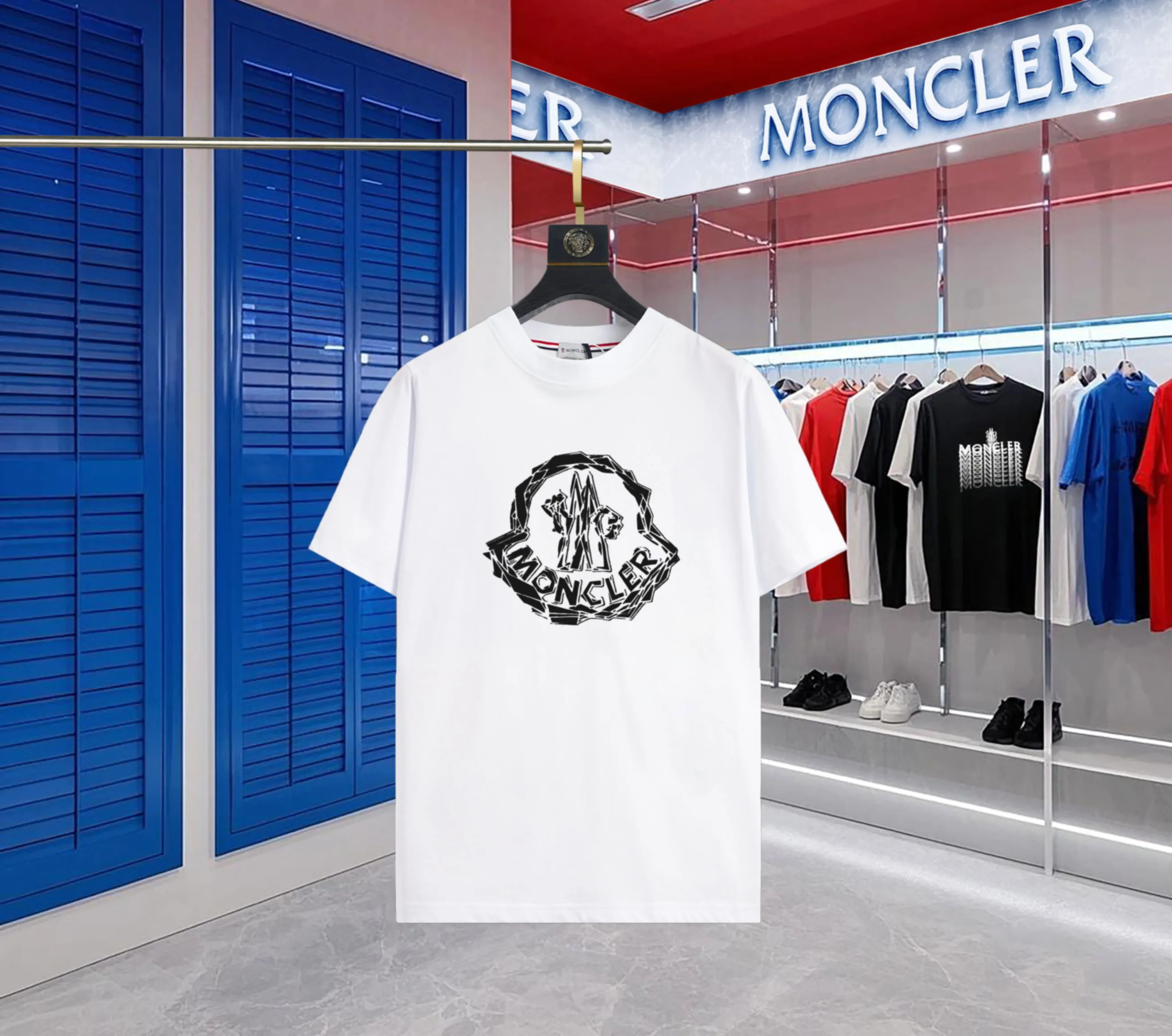 P140 💰Upgraded version "Mobile phone smart sensor ~ NFC chip armband ~ direct access to the official website for anti-counterfeiting" "Moncler ~ Mouth Mouth" 2025 new high-quality round neck short-sleeved T-shirt. The cuffs have imported embroidered labels. Customized dyeing, very comfortable to touch. Super versatile and good-looking short-sleeved. Complete with three labels. Non-market ordinary version. Feel free to compare. Quality is absolutely guaranteed! ‼ First of all, this original fabric is all custom-woven with 32-count double yarn fabric, 250G, and the weight is the same‼ Fine workmanship, double waistcoat method, double waistcoat method, double waistcoat method makes the whole dress more three-dimensional, which is not a craft that ordinary T-shirts can achieve🤪 Size: S-M-L-XL-2XL Color: black, white, apricot, same style for men and women
