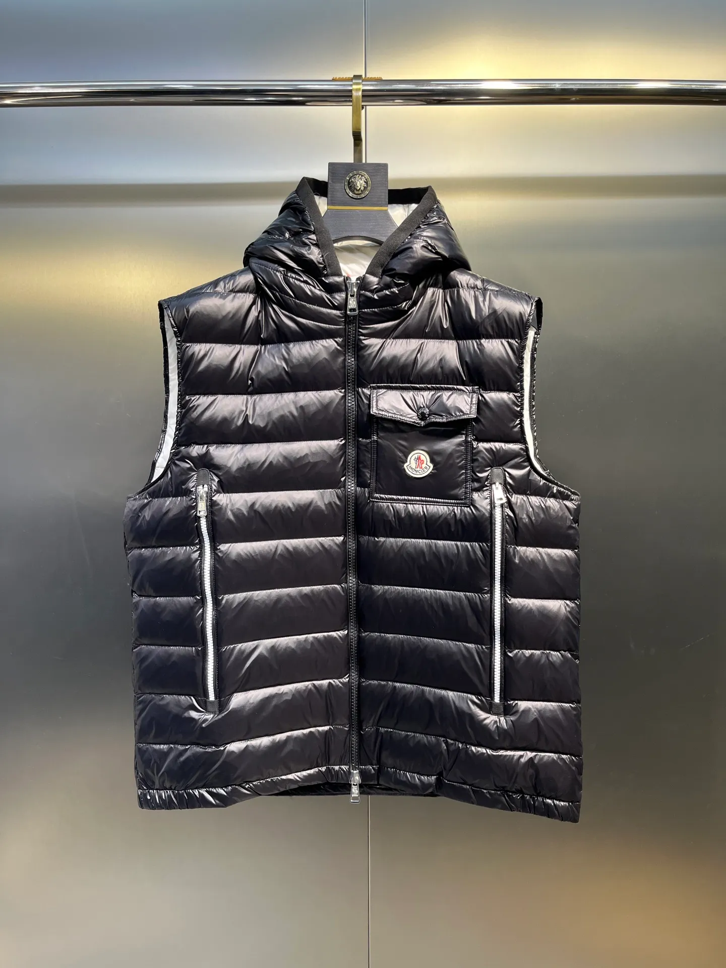 P700 Moncler🌟 2023 new autumn and winter Moncler black glossy thin hooded down vest 901 Color: Black Navy Size: 1 2 3 4 5