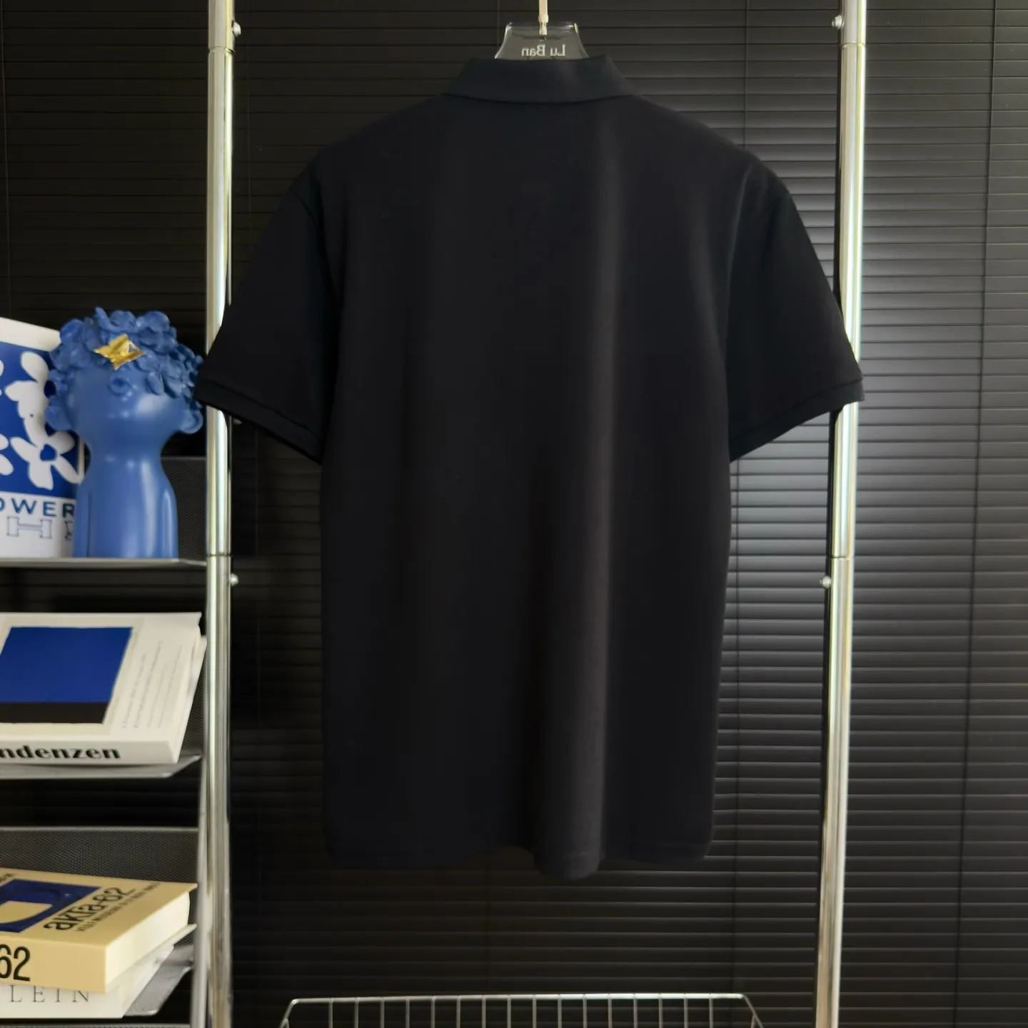 P190 A143 (Long-term replenishment, next day arrival) MONCLER 2025 new model, light luxury, customized small letter logo, casual polo shirt short sleeves · Original fabric · High version · High quality contrast-dyed fabric, round neck vertical version, full set of accessories, autumn pearl pique fabric, original hardware accessories, original factory label, carefully designed, original custom details restored, rib knitted striped collar.  Complete three standards, non-market ordinary version, free to compare, absolute quality guaranteed, full set of Sydney paper packaging, color: black, white, size: S~XXL