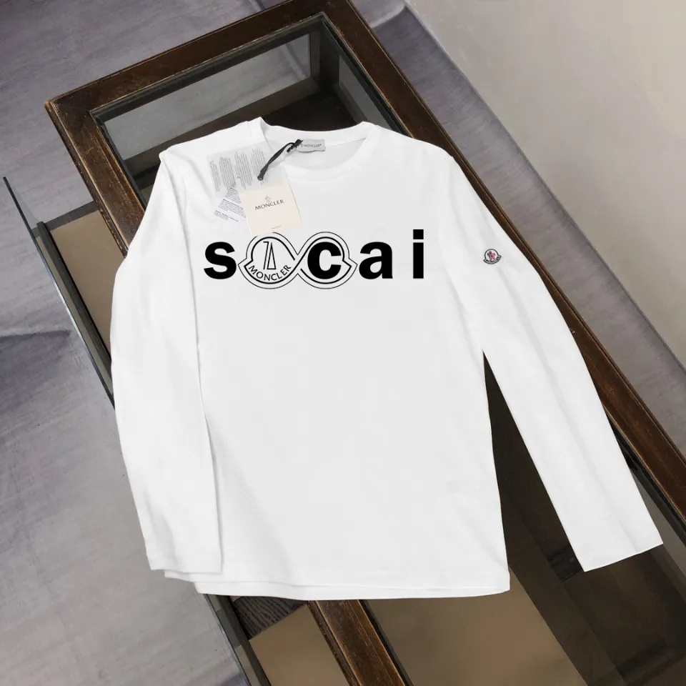 P180, a non-off-the-shelf model, you can trust it. Moncler printed long-sleeved T-shirt, 240g breathable cotton fabric, very soft and comfortable texture, does not shrink, does not deform, does not ball), can be worn alone as a base layer. Original customized accessories, collar label, care mark, hangtag, packaging (perfect details) Color: White Black Size: XS S M L
