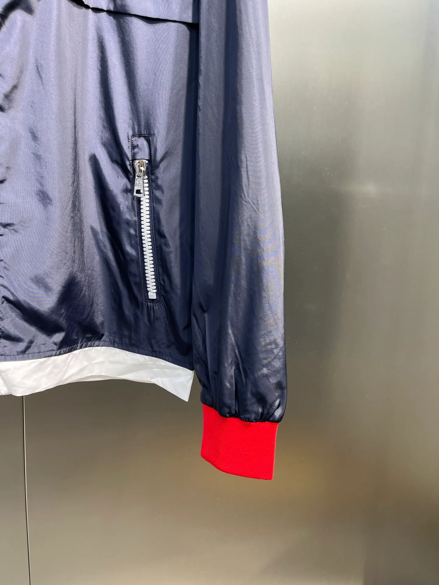 P620 MONCLER丨Sleeve ribbon zipper hooded windbreaker Color: Picture color Size: M-3XL (size 2-6)