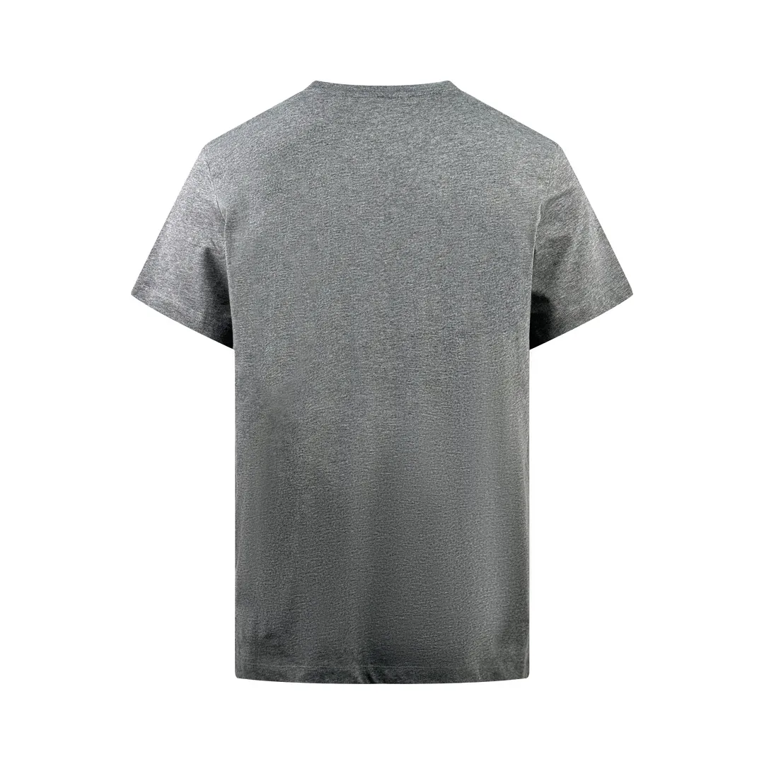 P180 Moncler logo short-sleeve, custom Yun Shu velvet cotton plain weave, soft and delicate, comfortable and close to the skin, the iconic Moncler logo is embellished on the chest, like the artist's soul imprint, full of recognition, with inky gray as the main color, low-key contains endless stories and style. Needless to say, the end of the outfit is minimalism. Process 1: Computer drawing sewing machine process. Input the required pattern through computer software. High-precision positioning system ensures the exact position of the pattern on the fabric. It has automatic sewing function. Able to automatically complete the sewing process. Process 2: The fabrics are washed and have a better hand feel. Not easy to deform, not easy to shrink, not easy to fade, and maintain long-term beauty. Accessories: Customized 1:1 Moncler embroidery logo Customized 1:1 Moncler trademark Version: Loose version Size: S M L XL Style number: 25110