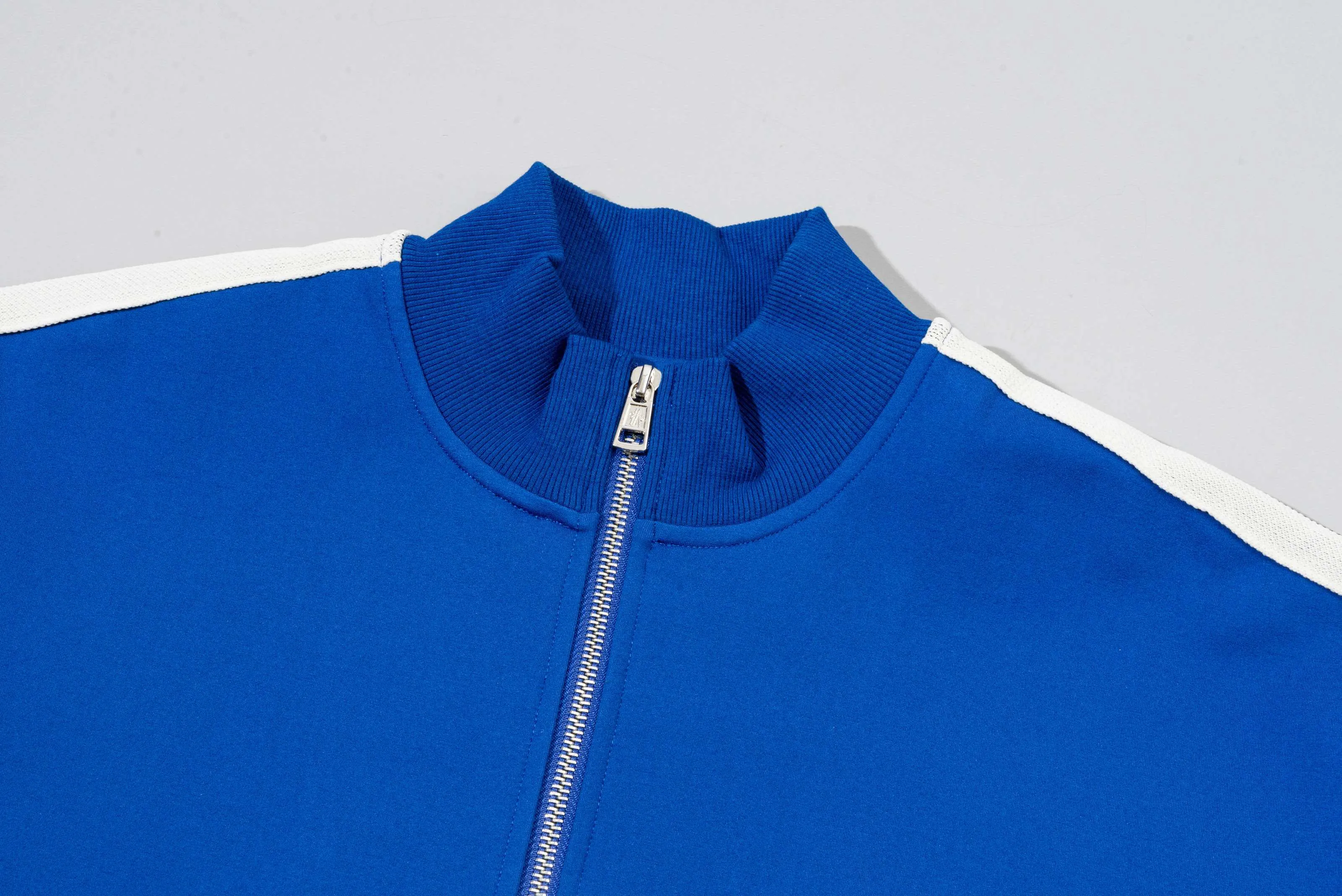 P270 MONCLER/muzzle Customized fabric suit casual sweatpants Simple side webbing splicing technology brand small chapter logo LOGO Official synchronization High version High quality Fashion personality Versatile trend Pure original quality Original fabric Hang tag Collar label Washed wheat Complete three standards Color: Black. Blue. Gray. Size: S-2XL