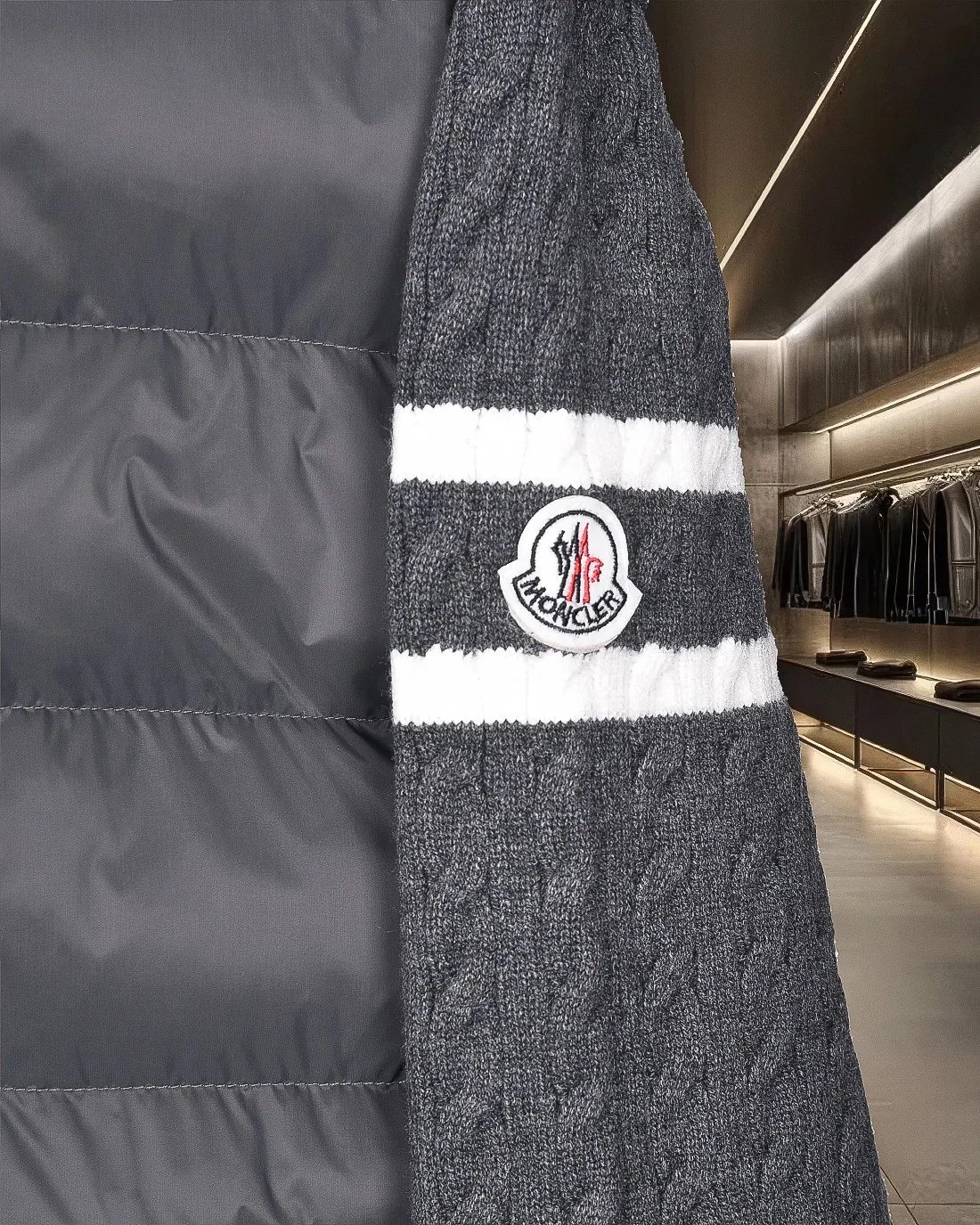 P416 Moncler/muzzle 25Fw classic down spliced ​​stand-up collar sweater cotton woolen sweater jacket 2025FW official website new original fabric official same style selected sweater customization imported wool fabric high-end version, counter custom fabric High breathability and comfort, precision production, impeccable detail processing, ✅customized logo engraved buttons, complete three labels. Brand element design concept reflects high quality. It feels delicate and soft! Presenting a casual cut, the upper body shape is great 🐍 Color; black and gray Size: S-XL