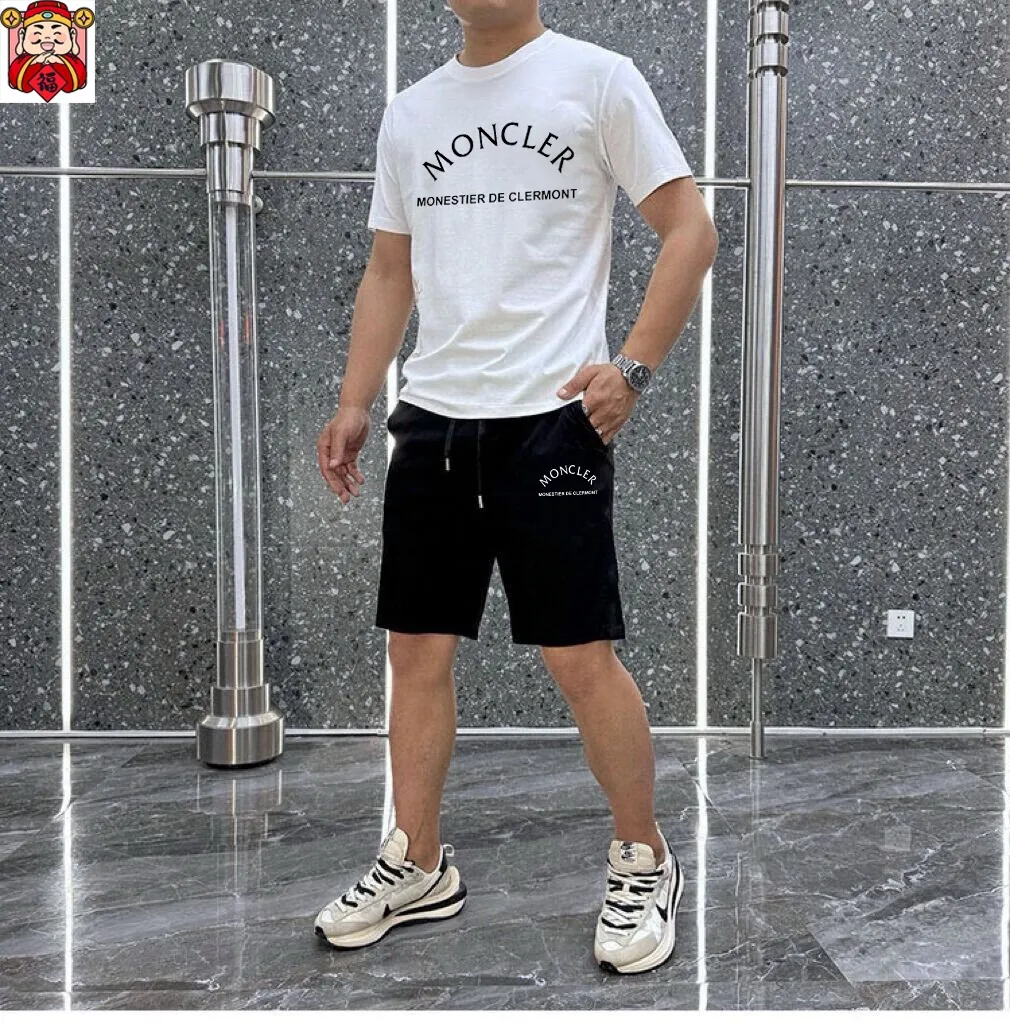 P290 Brand [MONCLER] 2025 new men’s short-sleeved shorts suit! Synchronous sales on the official website! High-end version on the market! It feels delicate and soft! Make you more comfortable to wear! The draped silhouette is awesome! Size: M-5XL (please state your height and weight when placing an order)