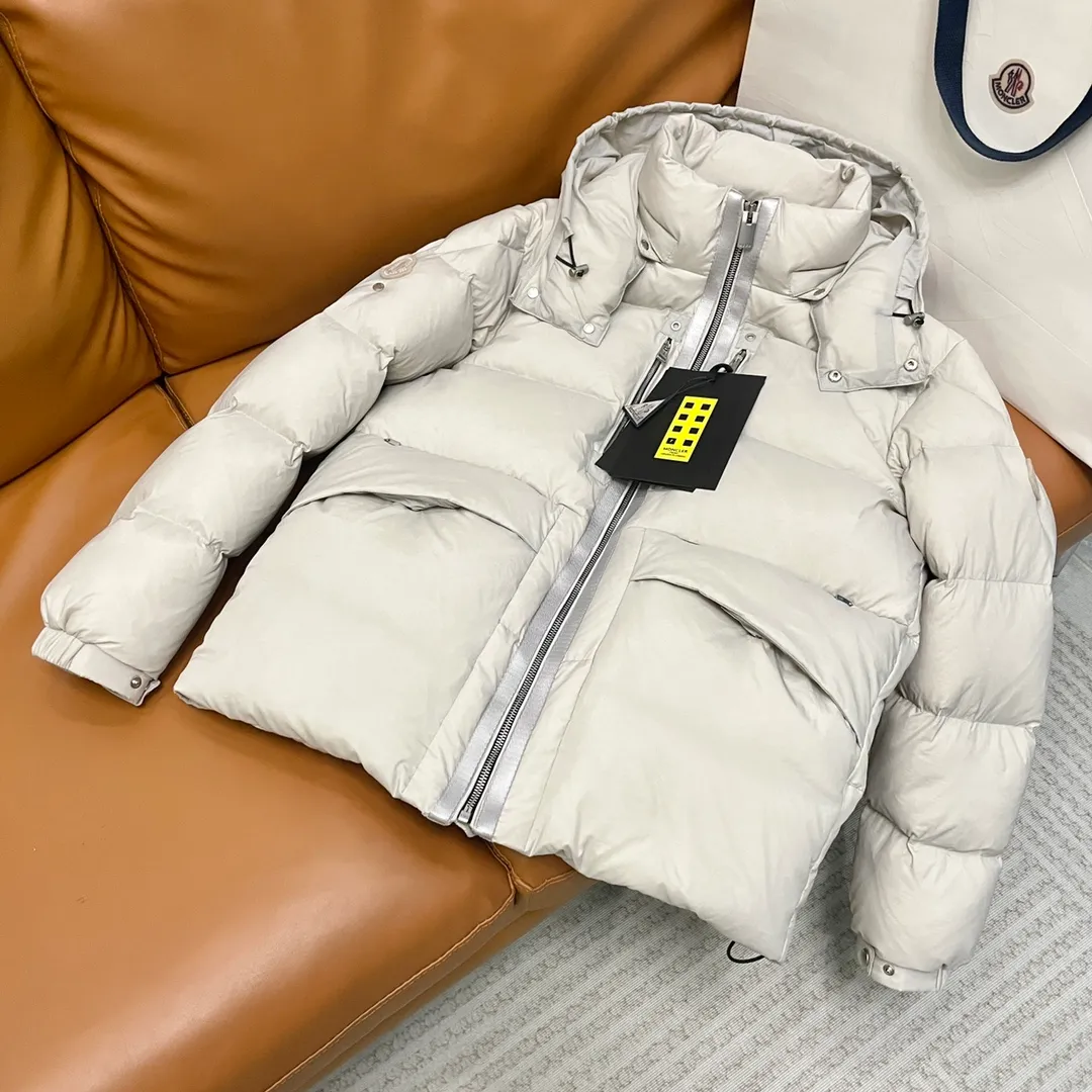P900 Moncler Meng Mouth Genius Designer Series, 𝐌𝐨𝐧𝐜𝐥 𝐗 𝟏𝟎𝟏𝟕 𝐀𝐋𝐘𝐗 𝟗𝐒𝐌 co-branded down; all celebrities have the same style. A favorite among amateurs, a dark horse among down.
