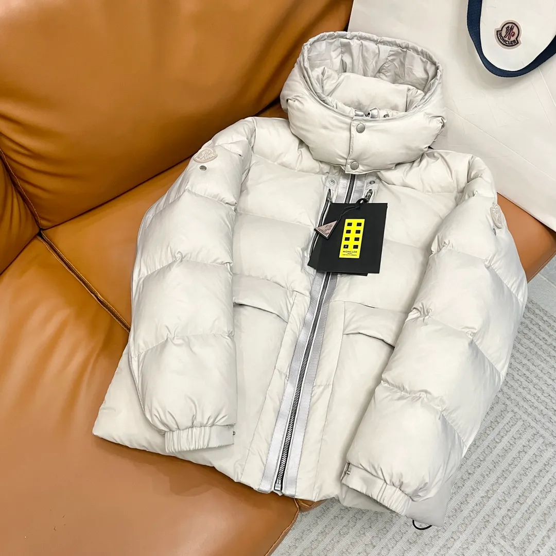 P900 Moncler Meng Mouth Genius Designer Series, 𝐌𝐨𝐧𝐜𝐥 𝐗 𝟏𝟎𝟏𝟕 𝐀𝐋𝐘𝐗 𝟗𝐒𝐌 co-branded down; all celebrities have the same style. A favorite among amateurs, a dark horse among down.
