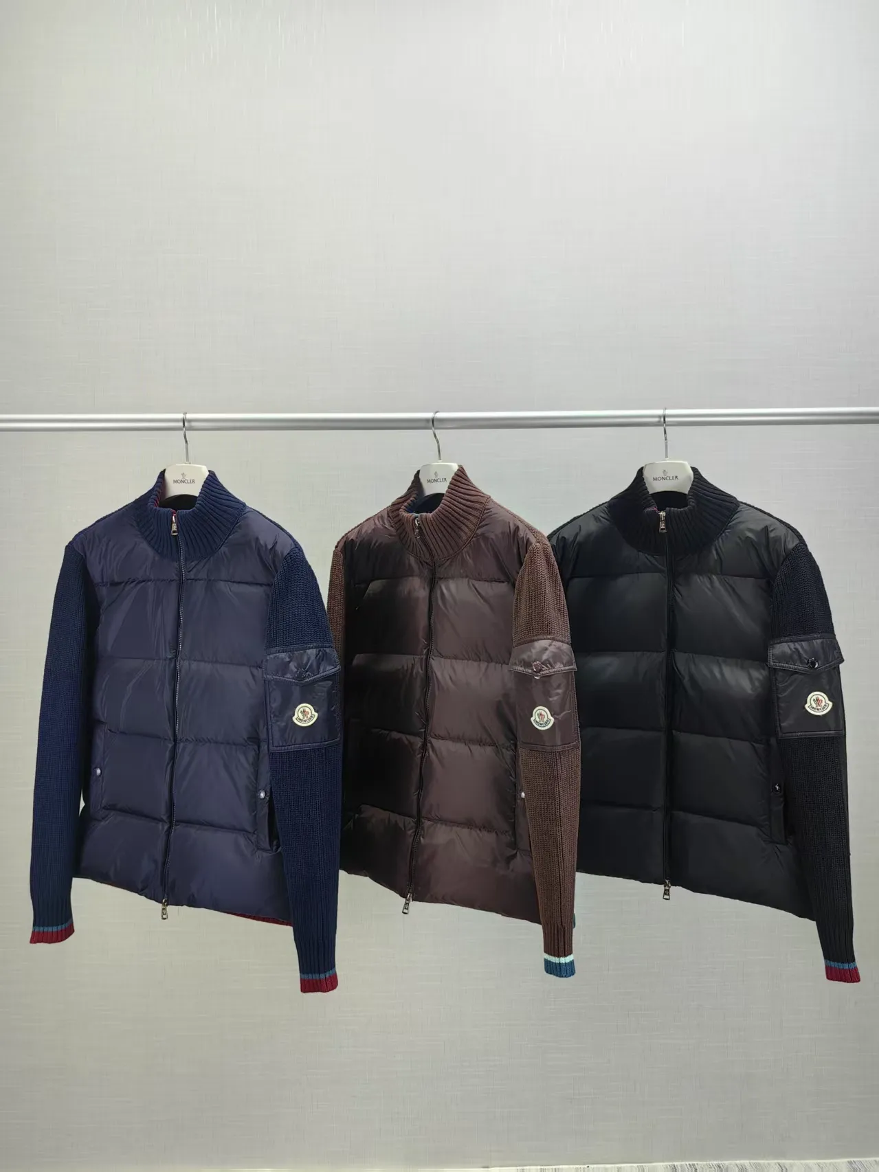P800 Moncler Moncler three-color stand-up collar zipper splicing down knitted cardigan jacket