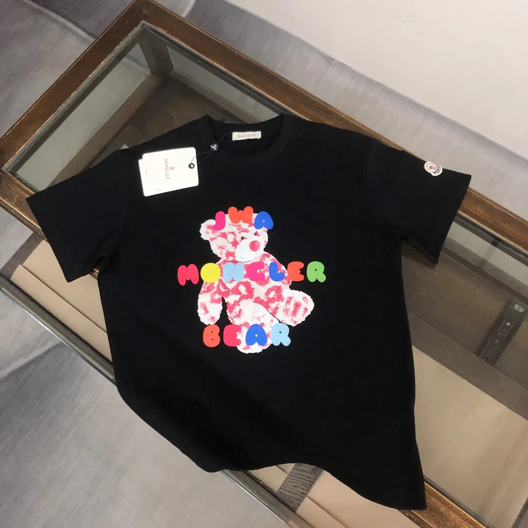 P160 MONCLER 25 The latest short-sleeved T-shirt for couples~Colorful bear element print~The upper body of the fabric is comfortable and breathable, not stiff, slim cut, made of high-customized pure cotton fabric! The upper body is comfortable and stylish, and it can be worn alone as an inner layer. It is a must-have for fashionistas! ! ! Color: Black White Orange Sky Blue Size: S M L XL (Loose fit! Please state your height and weight when placing an order)