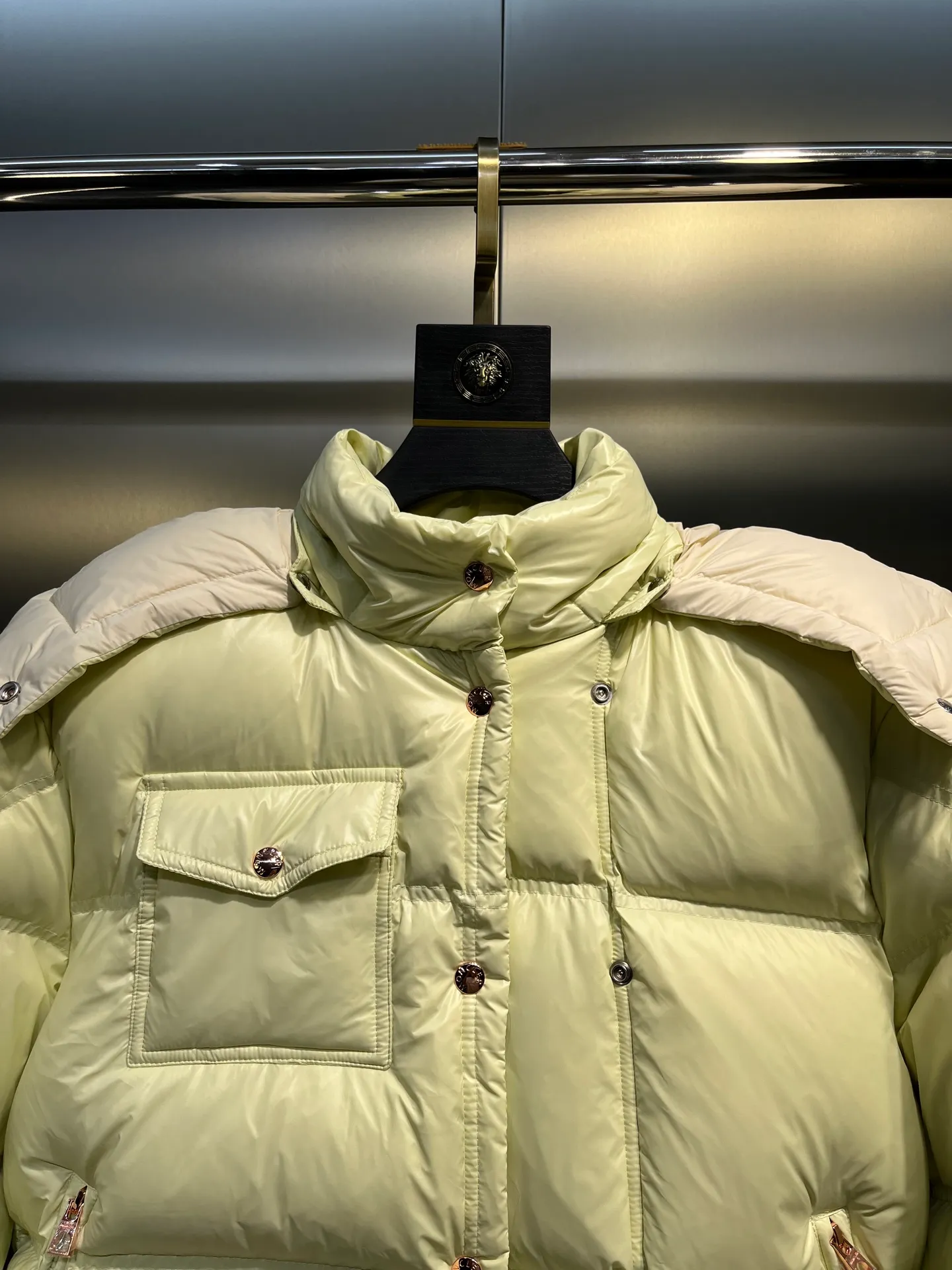 P880 Moncler🌟Moncler