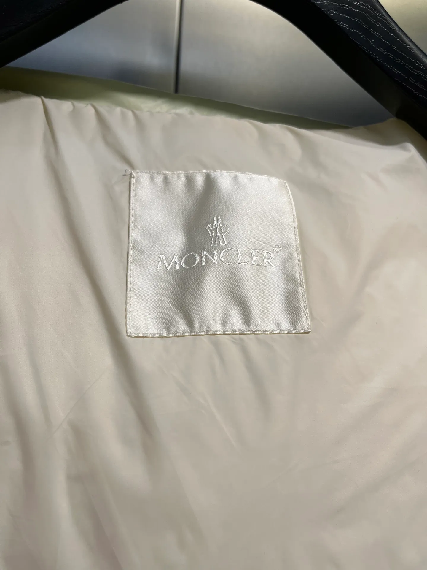 P880 Moncler🌟Moncler