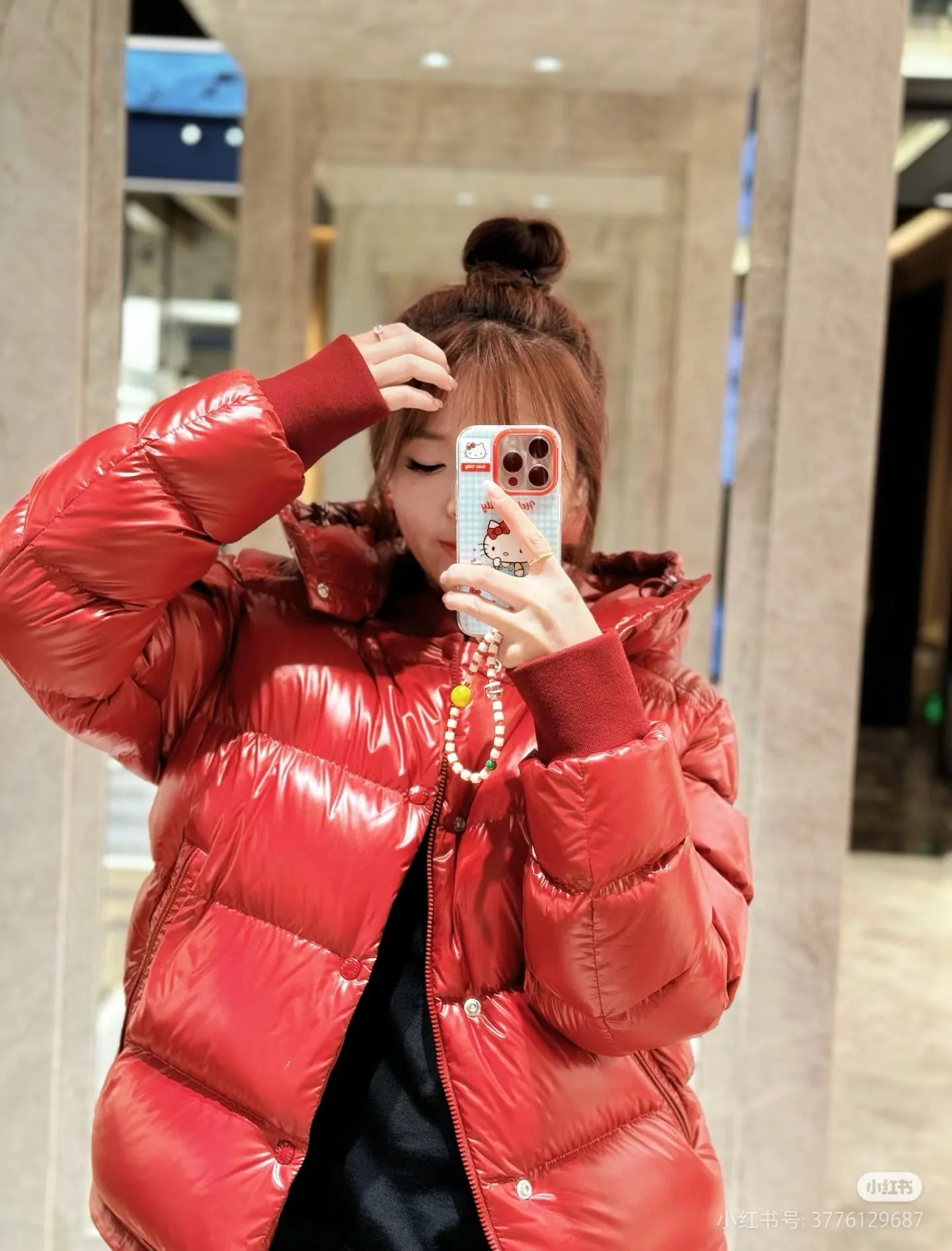 P920 [Top version] MONCLER/Mongolian, 2024ss latest classic autumn and winter down jacket #The highest version on the market 1:1 replica developed from the original board Fabric: Made of heavy industry top 90 white duck down, full and fluffy The hardware accessories are all imported original customization. Full of thickness The texture is different from market products Can be compared at the counter Highly restored Same style for men and women Counter synchronization Code number: 1 2 3 4 5