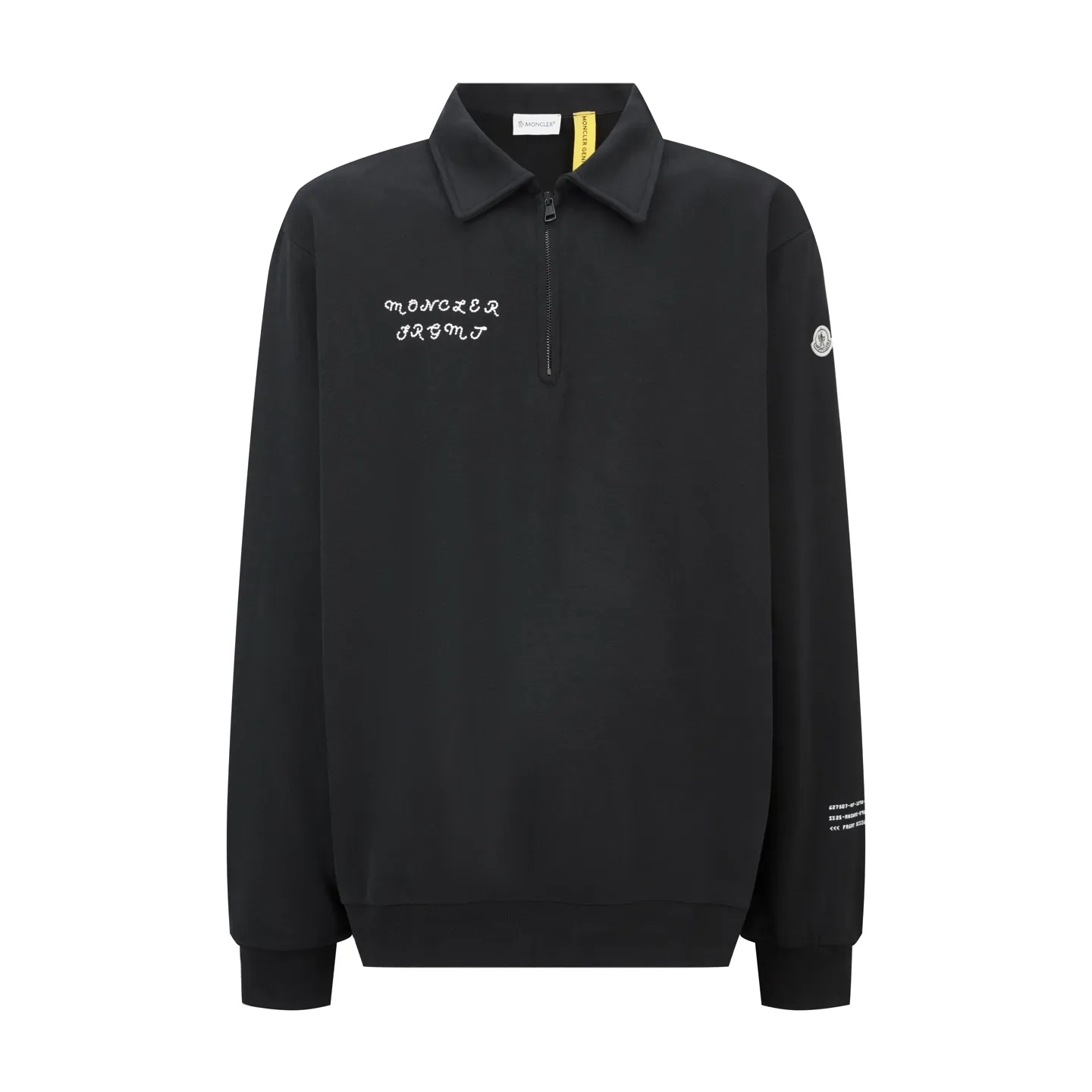 P360 MONCLER Mouth embroidered printed lapel sweatshirt Fabric: Made of 380g brushed sweatshirt terry, the fabric is brushed to make the surface feel softer and smoother. The thread is matched with 1*1 double yarn thread.  Craftsmanship: The embroidery uses flat lines and is embellished with brand embroidered letters. The armband is made of sheepskin composite embroidery technology.  Technology: The lower part of the sleeve is printed with artificial glue and ultra-fine film screen.  This sweatshirt is made of cotton fleece fabric and is an everyday basic item in the Monclerx FRGMT co-creation series. Moncler Genius design piece with logo embroidery. Wear with matching bottoms for a complete look. Collar made of cotton fleece fabric Half-zip closure Logo printing and embroidery details Accessories: Customized 1:1 washed logo Accessories: Customized 1:1 embroidered armbands Craftsmanship: Customized 1:1 three-dimensional embroidery Craftsmanship: Customized 1:1 printing craftsmanship Size: S-M-L-XL Color: Black
