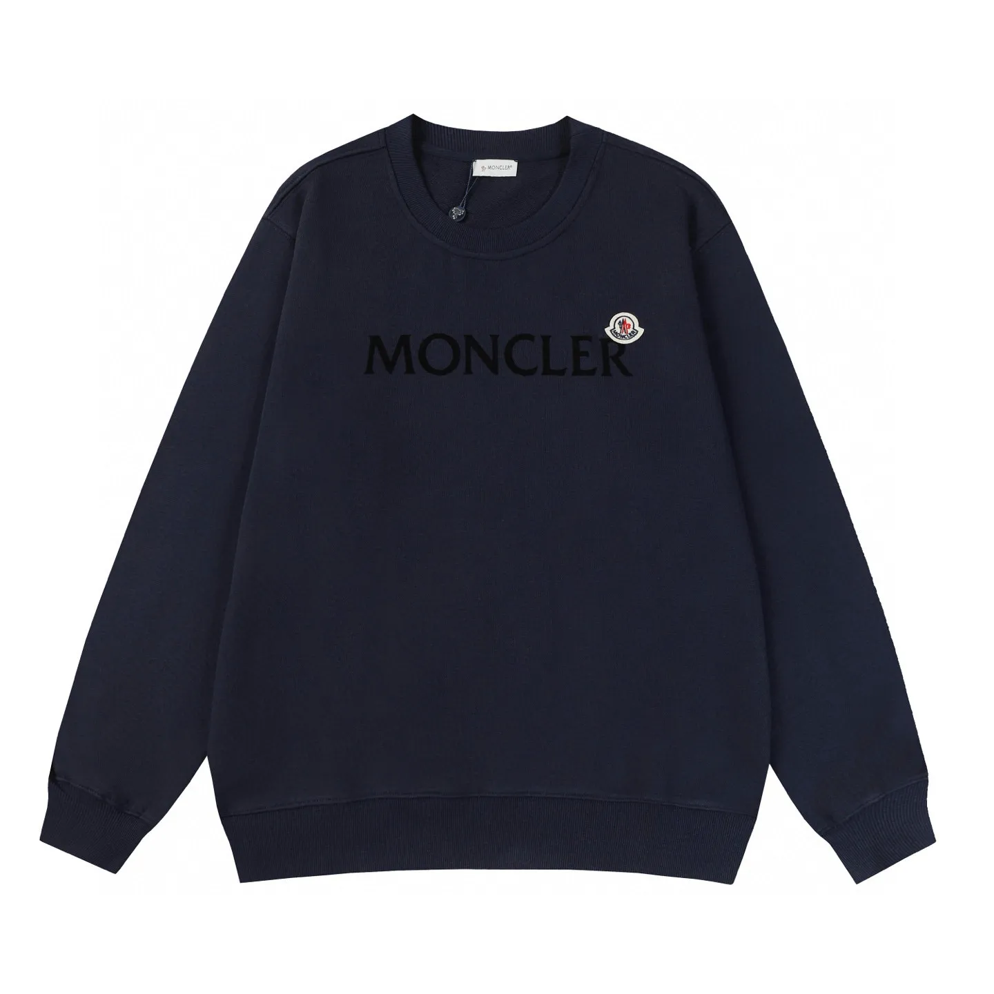 P210 Style number: 852 〈MONCLER〉 Mongolian flocked printed round neck sweatshirt. The price of Mongolian sweatshirt is actually quite advantageous. Anyone who has been to the counter should know that the price of Mongolian sweatshirt is not much cheaper than Gucci Burberry. It is just relatively low-key and unwilling to hype. It is a picture that you want to buy or not. The aloof existence... ✅460g 100% pure cotton wool fabric OS version is too large ✅Matched with the original high weight double yarn thread ✅Correct three-needle and five-thread craftsmanship Chain edge Color: Black White Royal Blue Size S M L