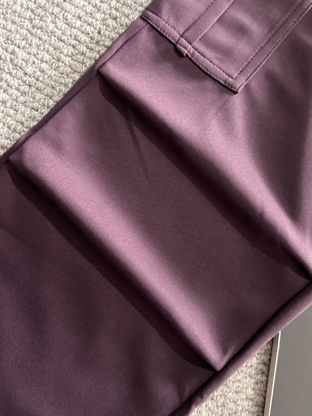 Shipped in 2-3 days P360 MONCLER/Mongolian Exclusive first release of 25ss autumn and winter new high-quality trousers Compare real-life details at will A perfect choice for autumn and winter, a must-have item. Sizes: M to 3XL (please state your height and weight when placing an order)