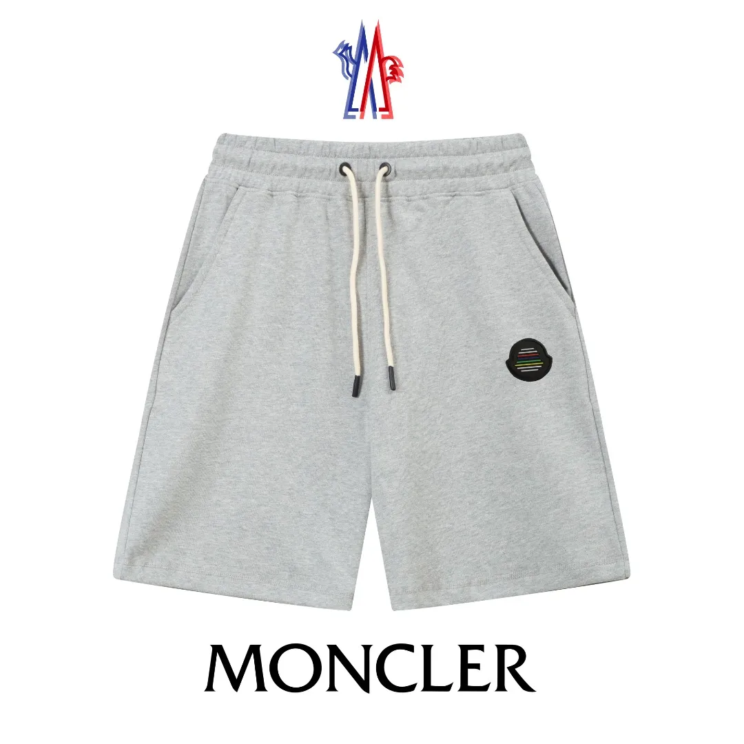 P230 top version, different currency) ✨Moncler SS show style, slim lines, simple printed letter Logo trendy shorts for men and women, compatible with all body types, black and white drawstring design on the waist elastic band, custom drawstring pockets with diagonal pocket design on both sides, and a small pocket at the rear. Color: black gray Size S-XL