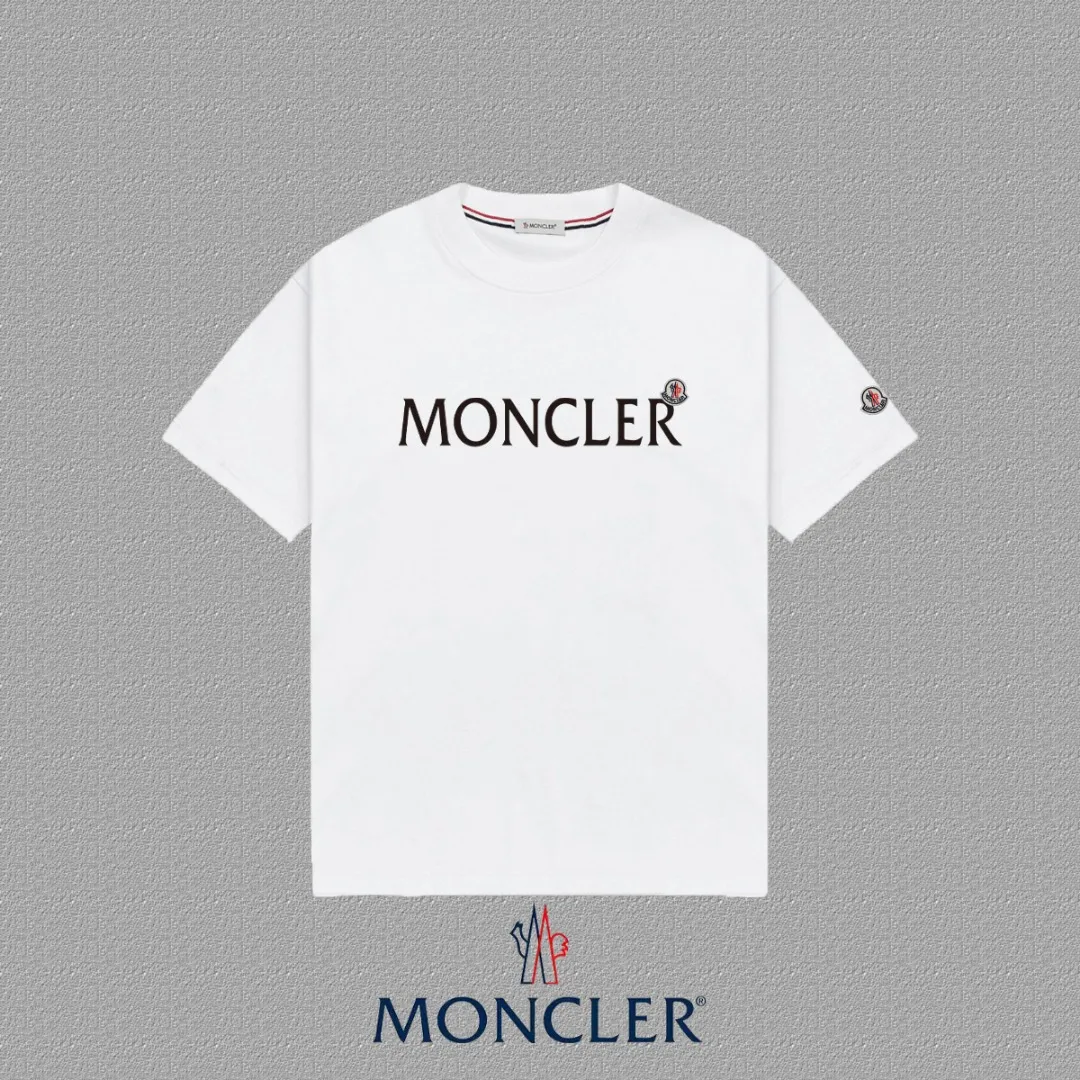 P140 [MONCLER] 2025FW short-sleeved T-shirt, badge + flocking LOGO, high-end 26s double yarn 300g fabric, heavy fabric, custom stretcher rib, same cylinder and dye, complete three standards, same style for men and women, color: black, white, size: S M L XL 2XL
