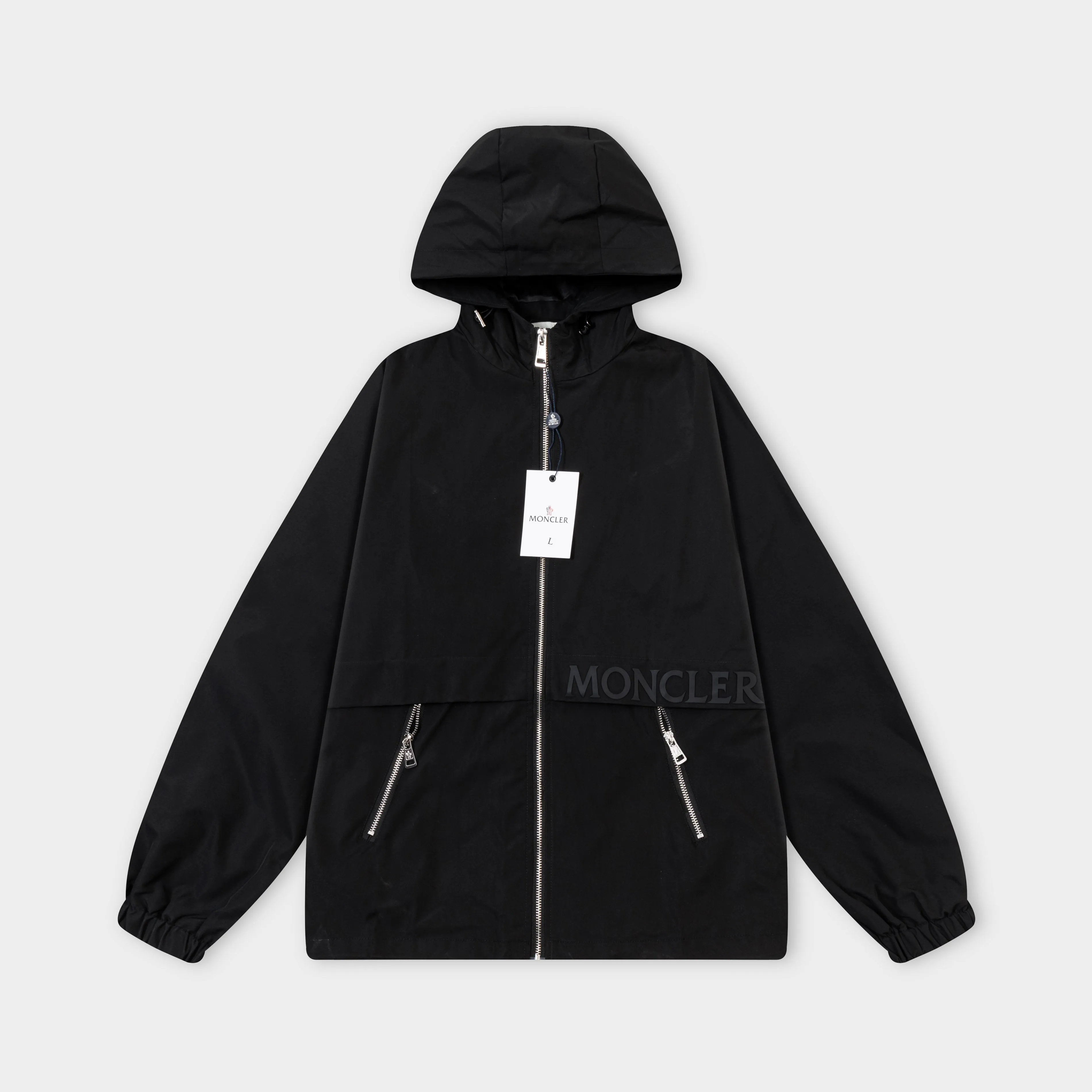 P320 2025 Mouthless MONCLER... New style for autumn and winter Hardware logo. High-quality hooded jacket. Mainly recommended version. Customized fabrics. Higher grade. High-density memory brushed lining. More fashionable and comfortable. High-standard customization. The upper body is very stylish. Classic and versatile. It can be matched with any fashion. The version is super good. It is recommended!  Color: Black Size: M-4XL