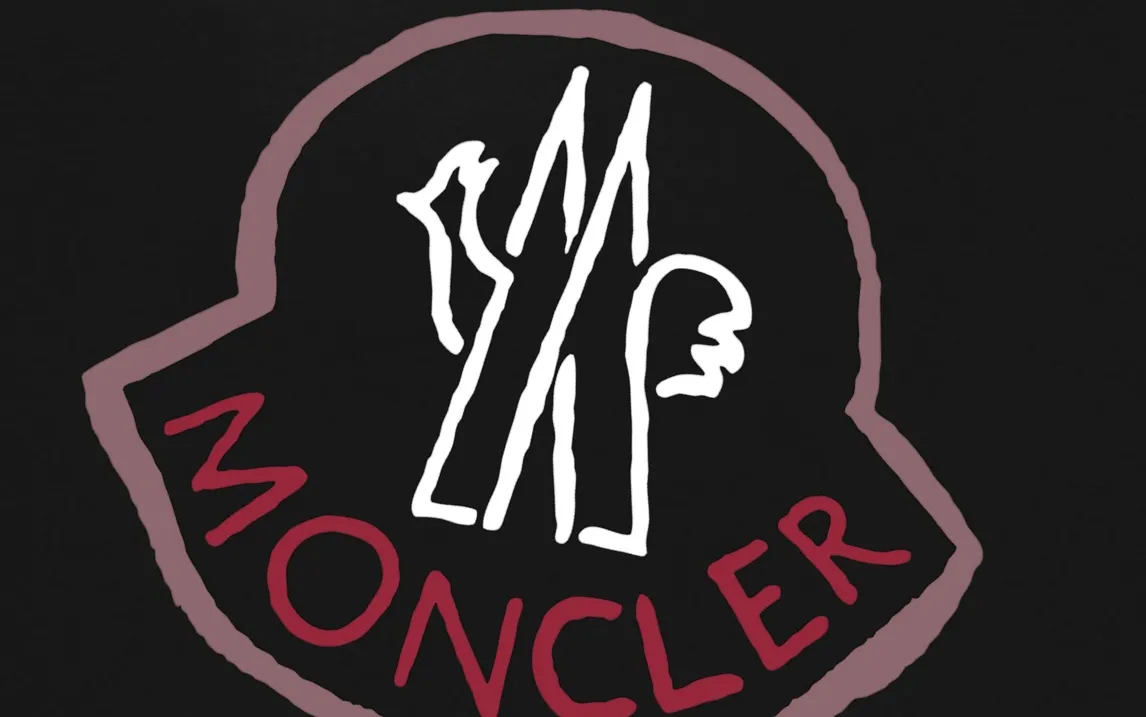 P180 Moncler 2025 new model, light luxury, classic printed letter logo, same style for men and women, long-sleeved T-shirt ·Customized 300g 100% double yarn pure cotton fabric ·Dyeing 32 count double-strand thread ·Collar label, hangtag, main mark and three labels complete Color: Black Size: XS S M L